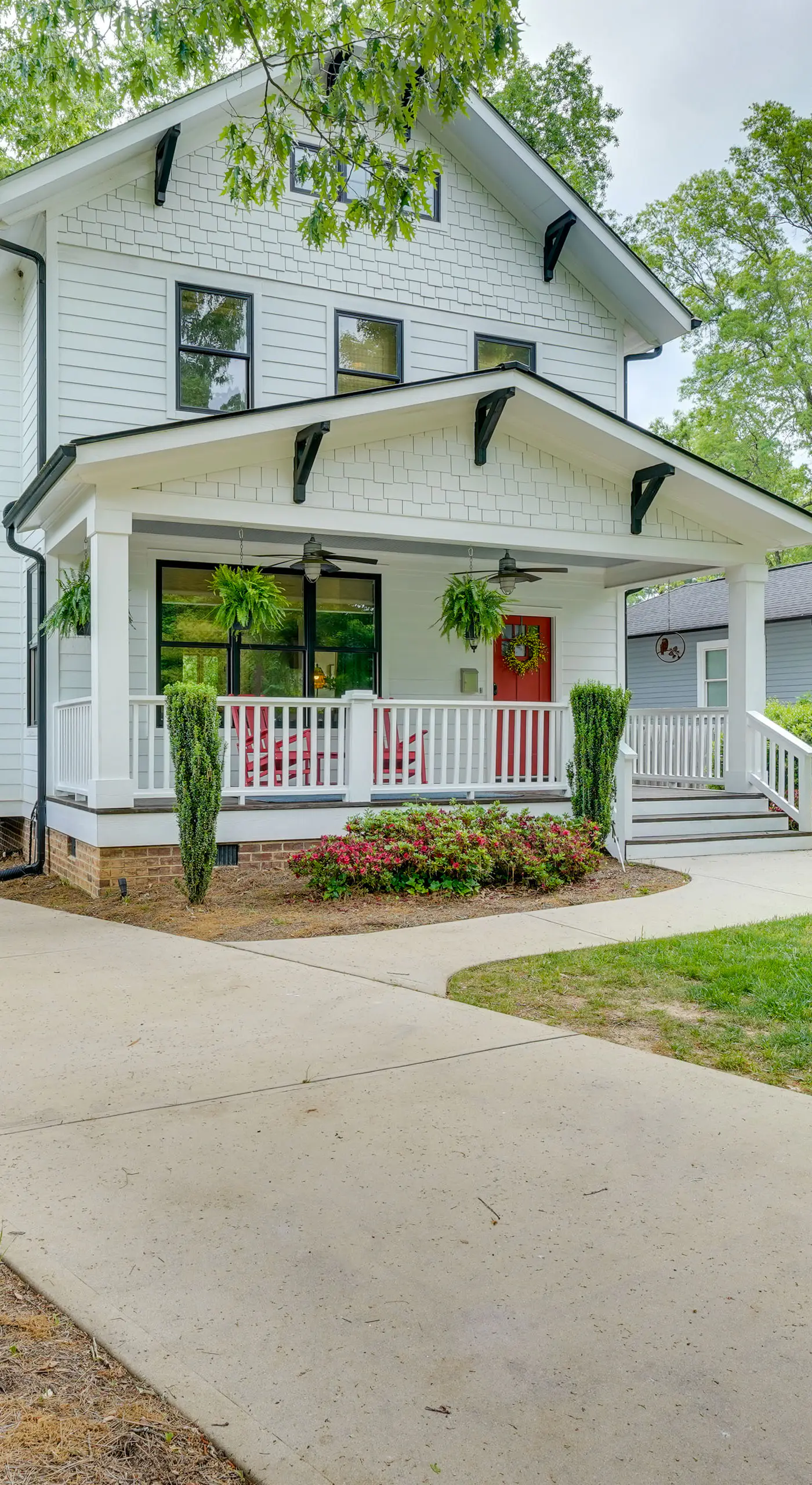 1 Mi to Dtwn: Upscale Retreat in Durham!