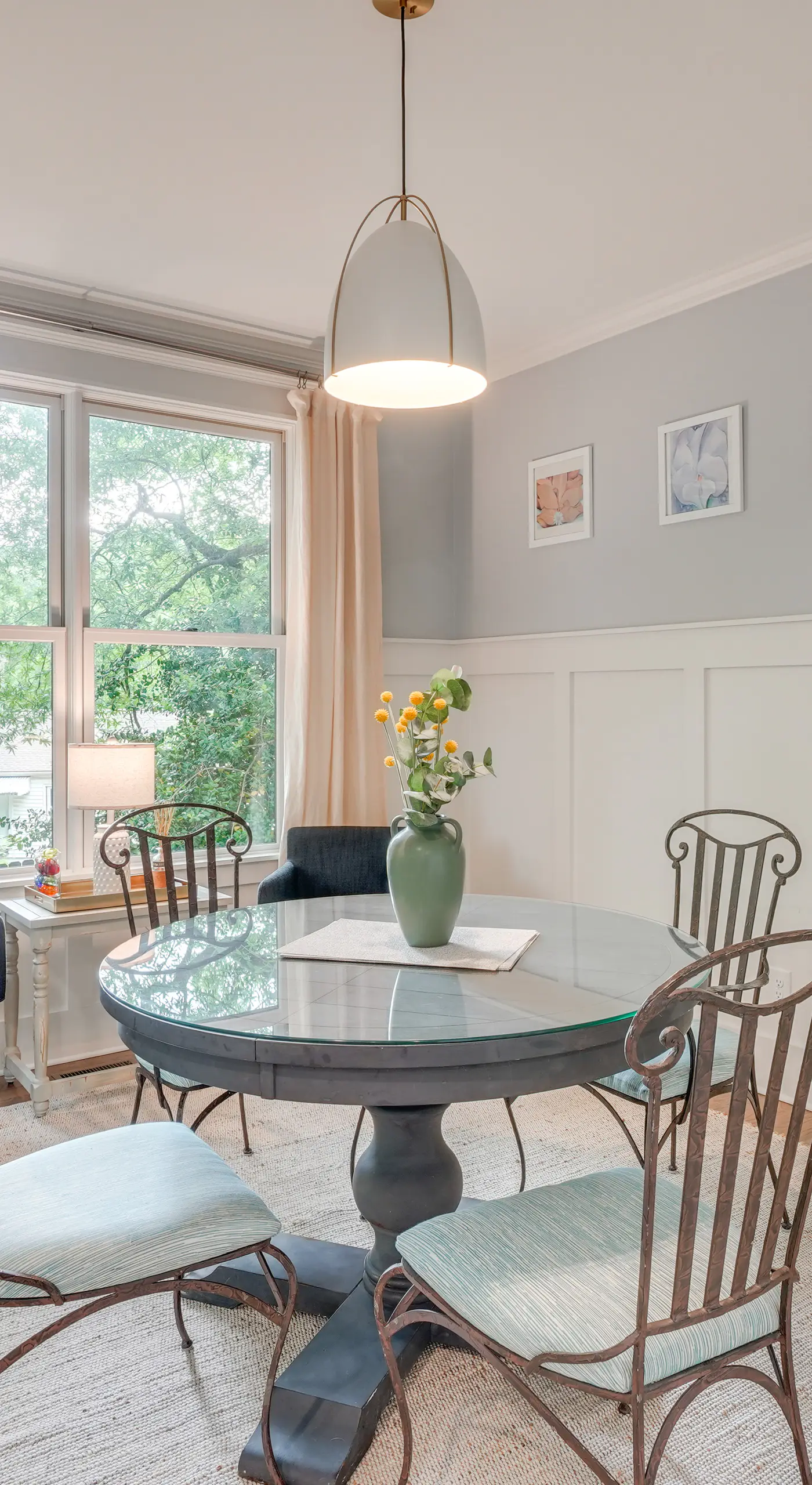 1 Mi to Dtwn: Upscale Retreat in Durham!