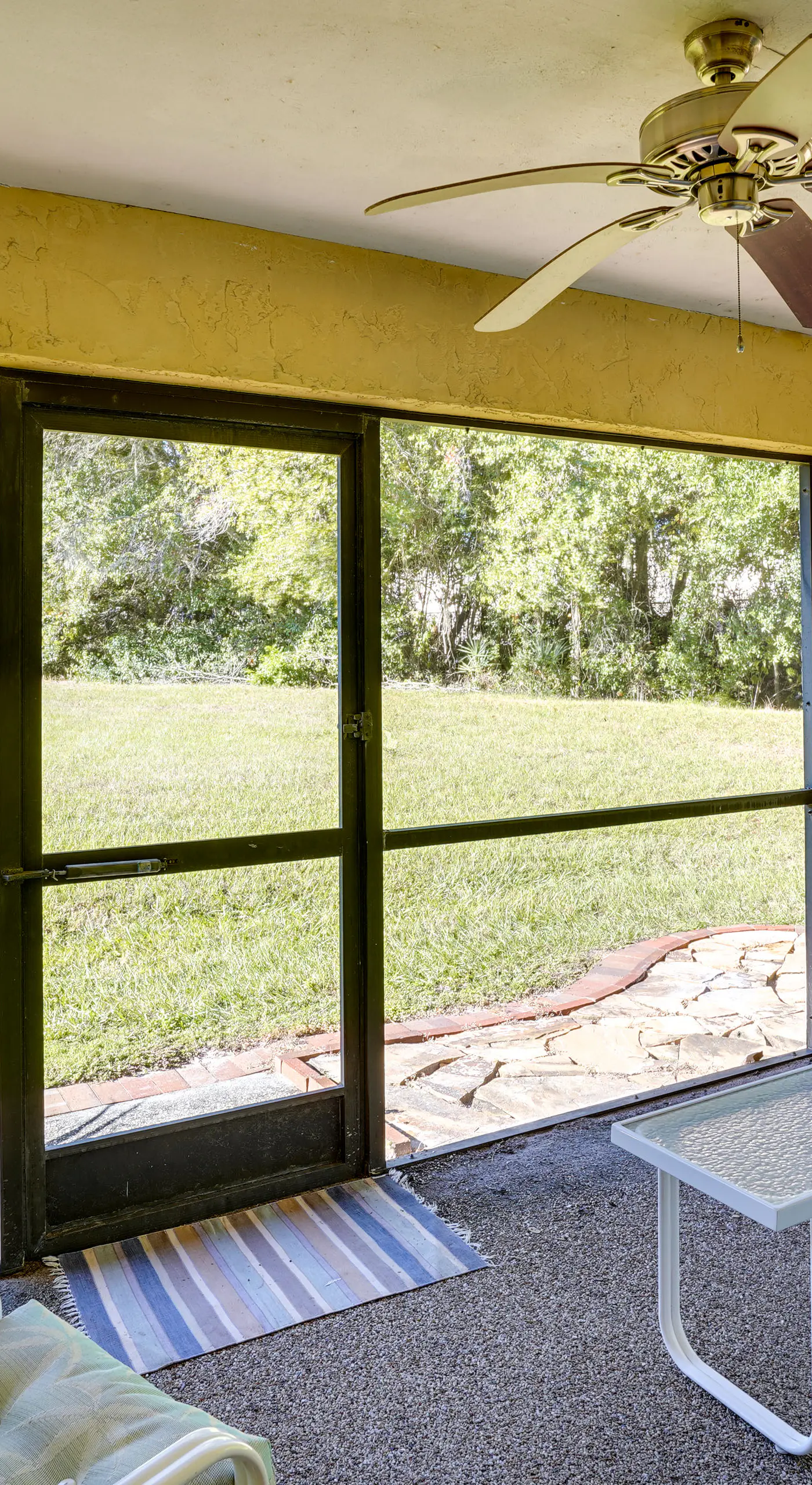 Pet-Friendly Lakeland Condo w/ Screened Porch!