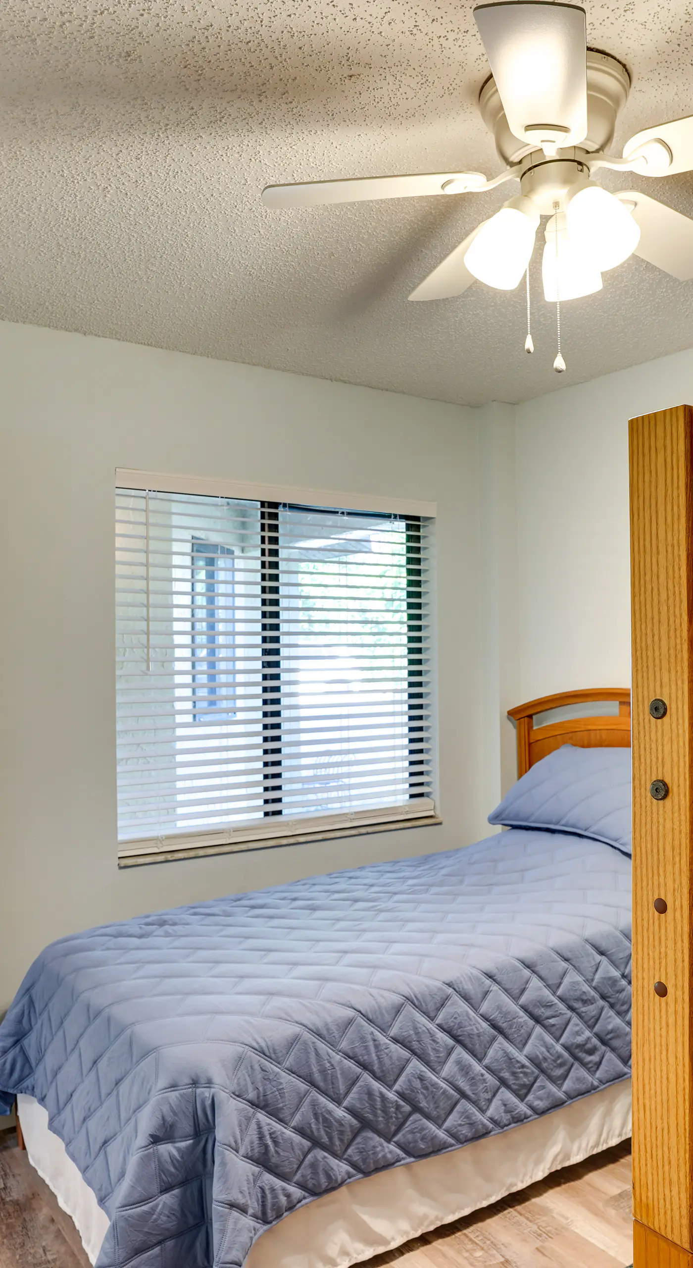 Pet-Friendly Lakeland Condo w/ Screened Porch!