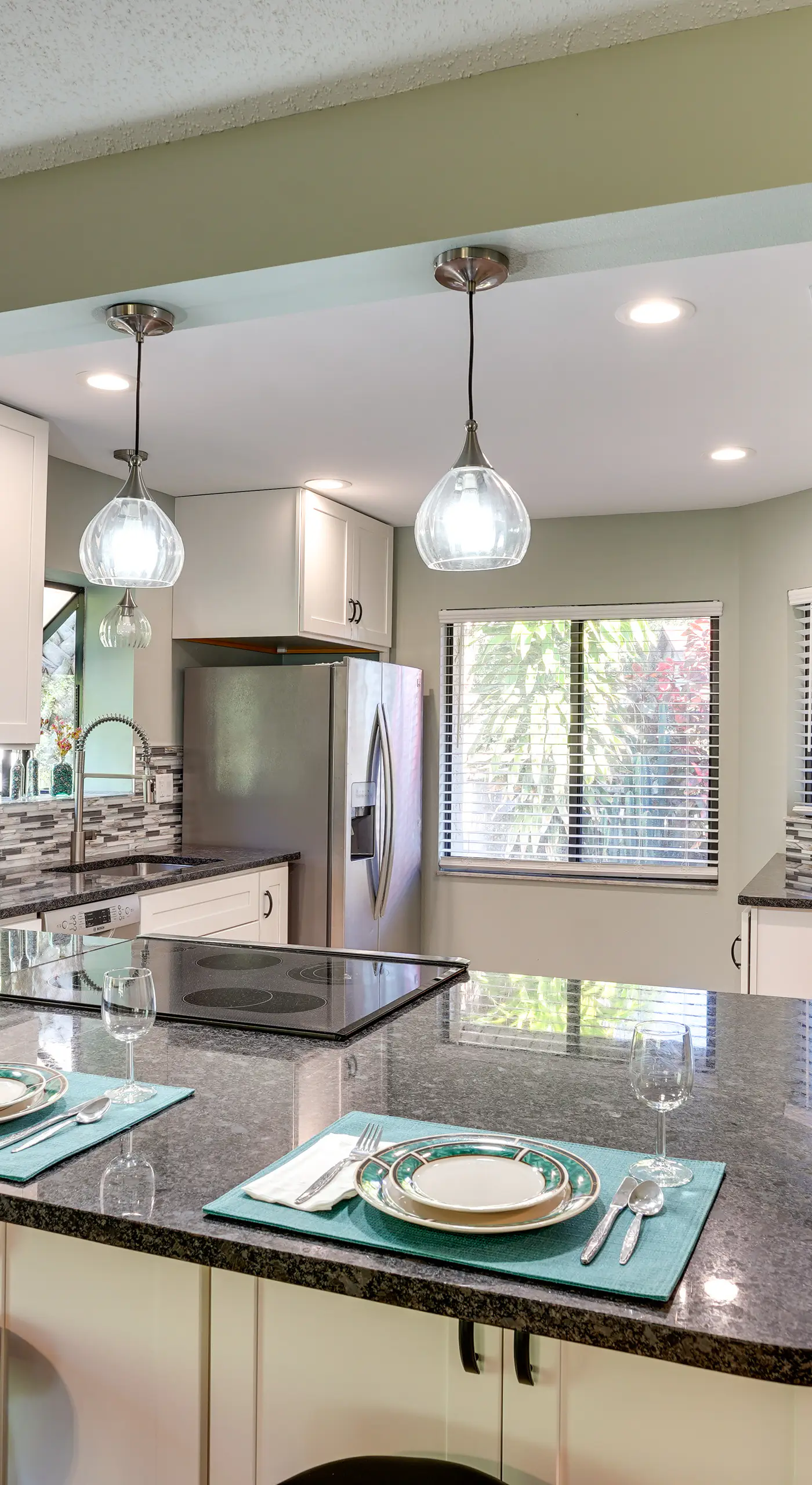 Pet-Friendly Lakeland Condo w/ Screened Porch!