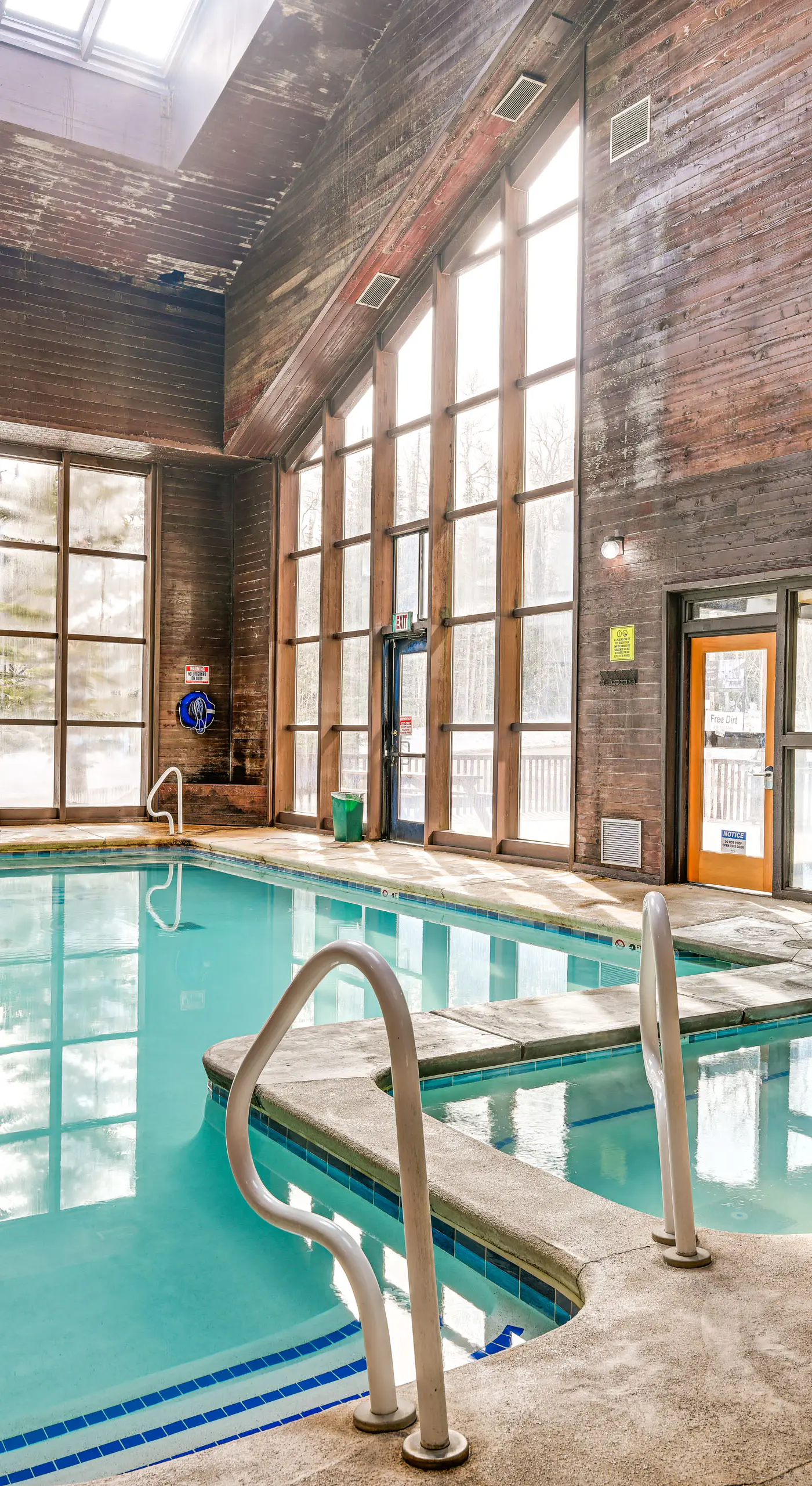 Brian Head Condo w/ Pool Access - Steps to Resort!