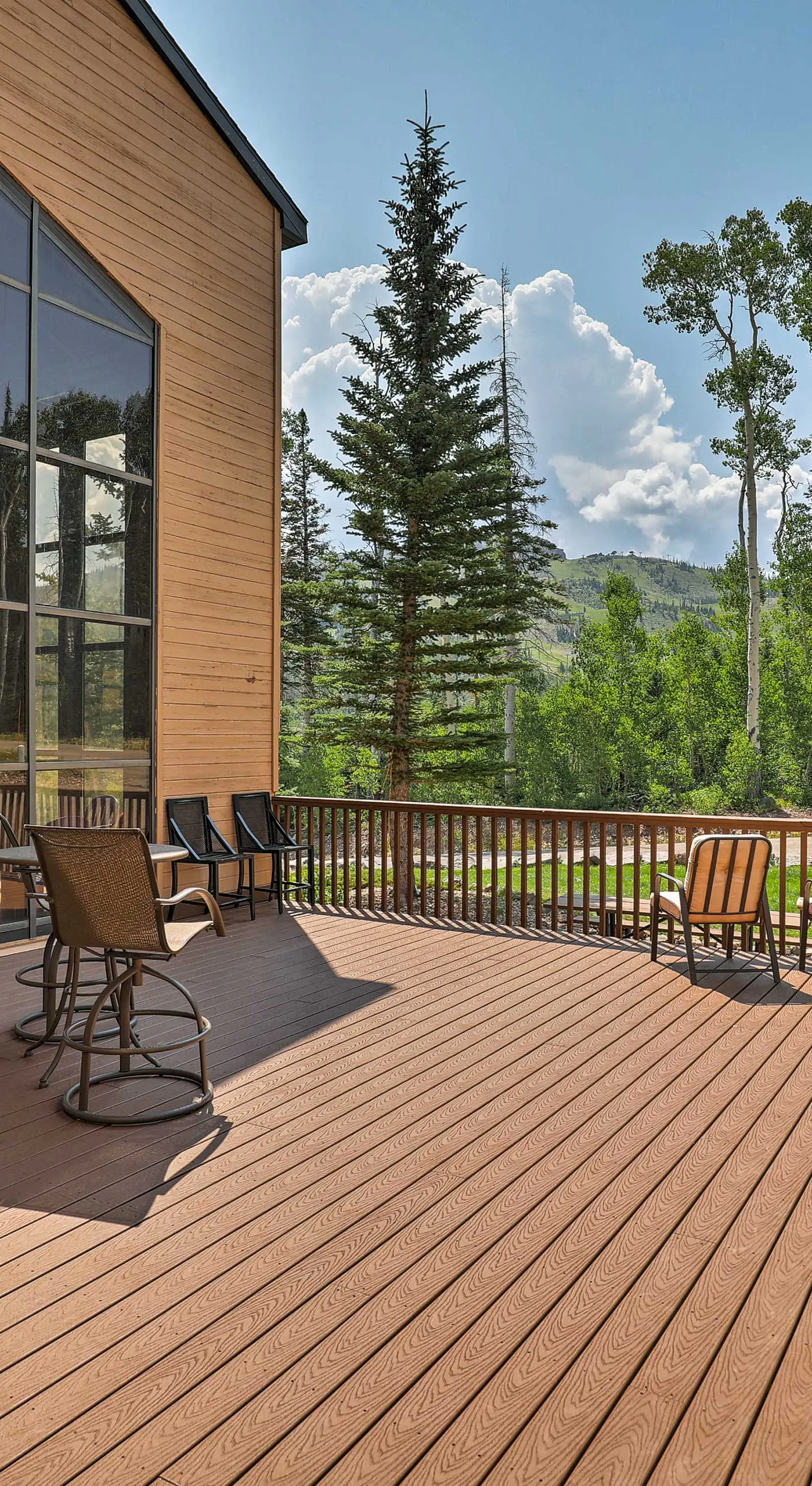 Brian Head Condo w/ Pool Access - Steps to Resort!