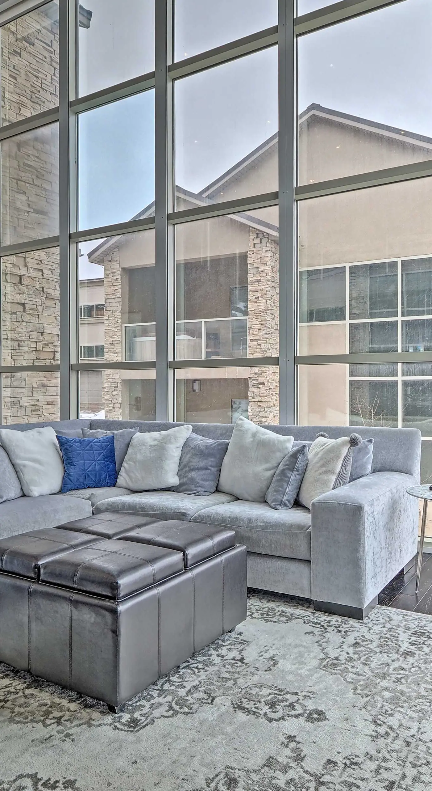 Luxe Brian Head Escape w/ Hot Tub & Mtn Views