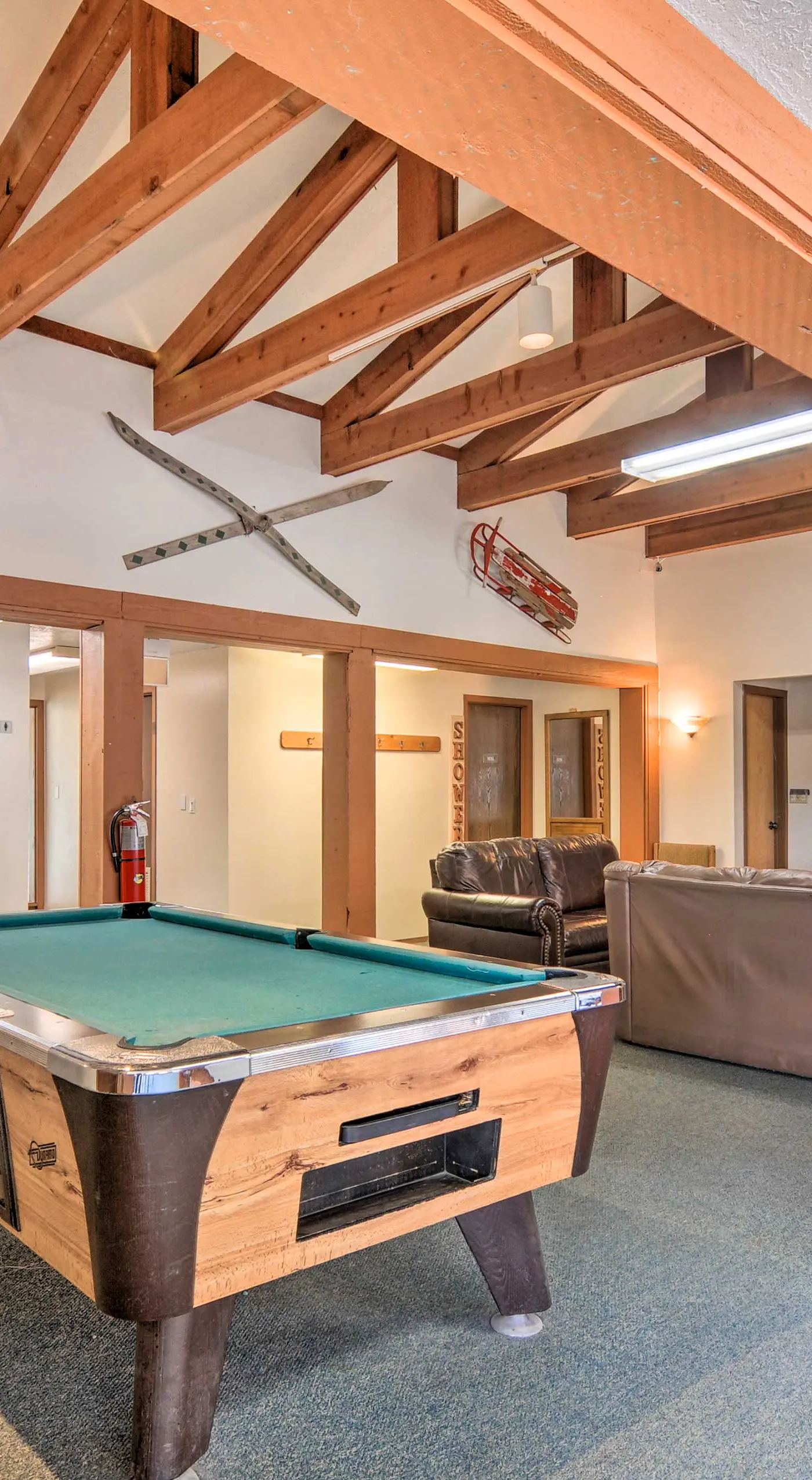 Timberbrook Village Condo: Community Pool, Hot Tub