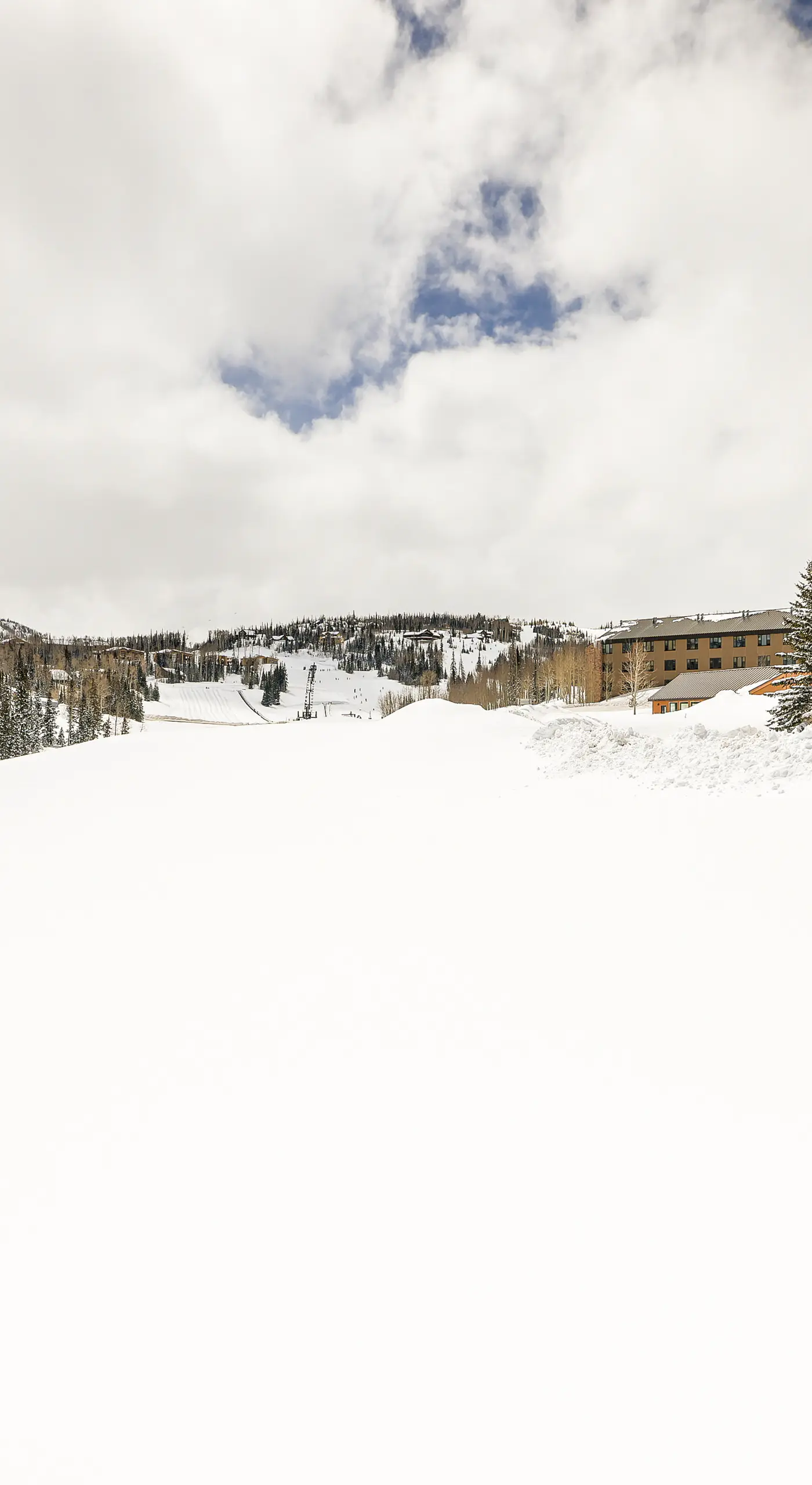Timberbrook Village Condo: Community Pool, Hot Tub