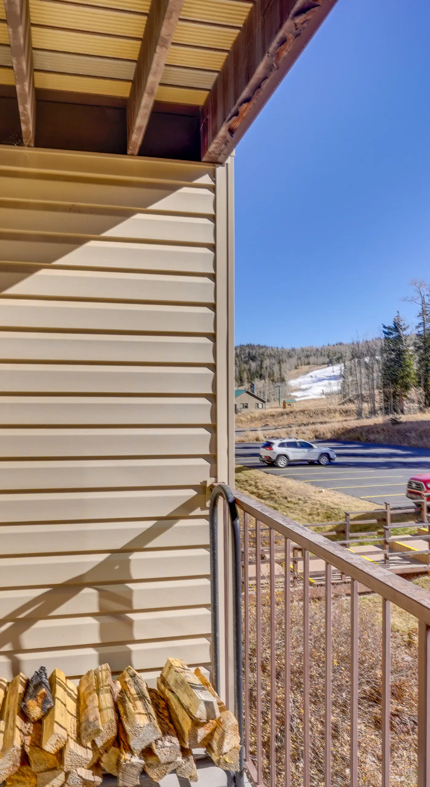Brian Head Ski Condo - Walk to Giant Steps Lift!