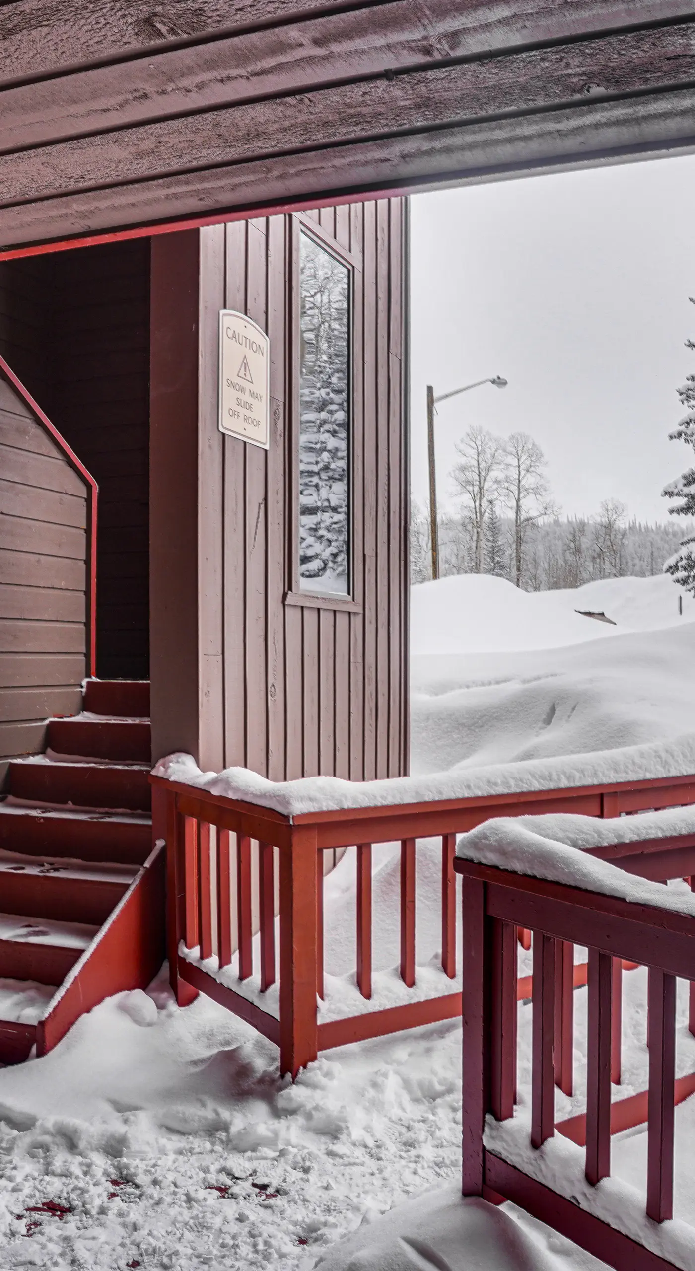 Ski-In, Ski-Out Brian Head Condo w/ Fireplace!