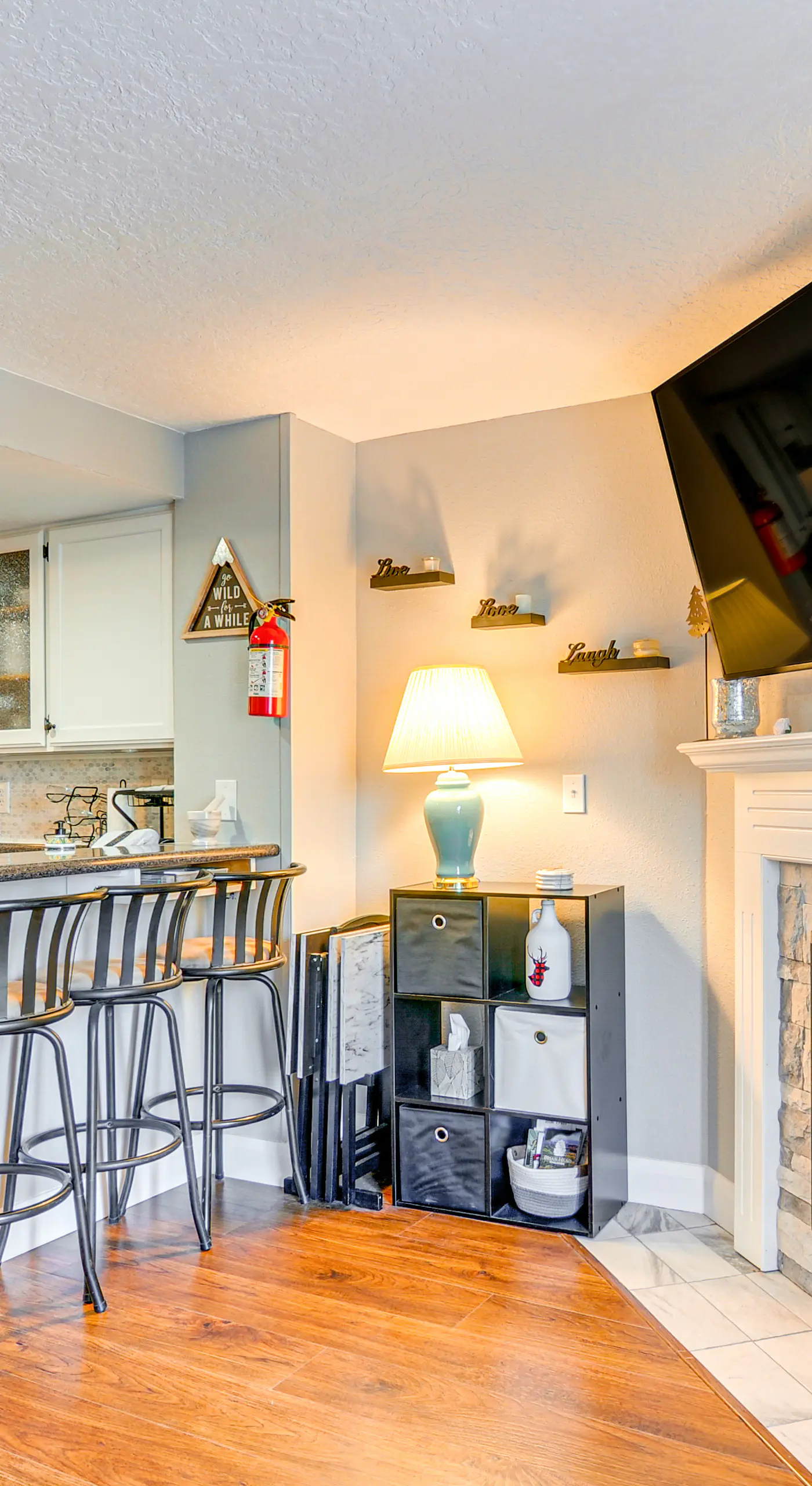 Romantic Ski Haven w/ Balcony: Brian Head Studio