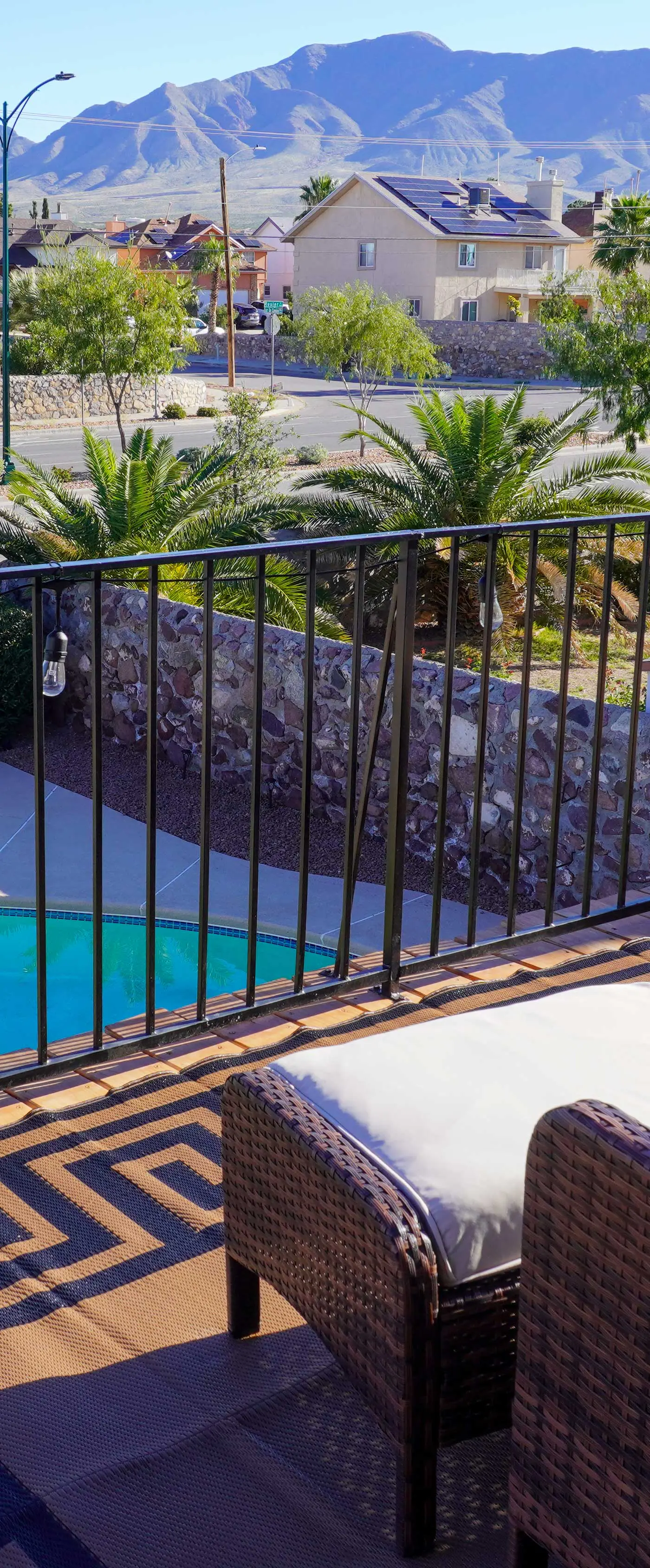 El Paso Retreat w/ Pool: 11 Mi to Downtown!