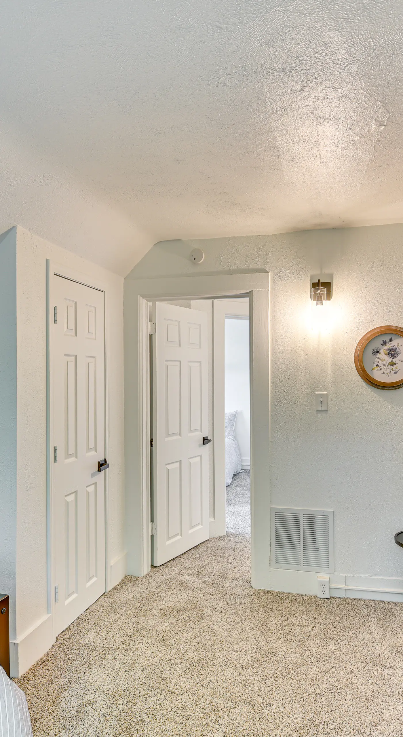 2 MI to Notre Dame: Dog-Friendly Home w/ yard!