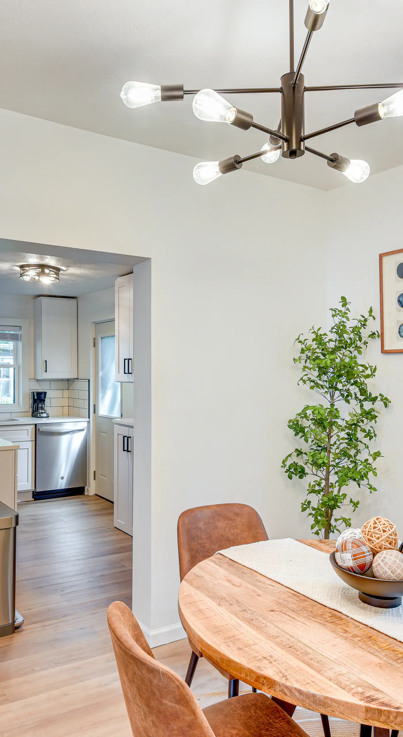 2 MI to Notre Dame: Dog-Friendly Home w/ yard!