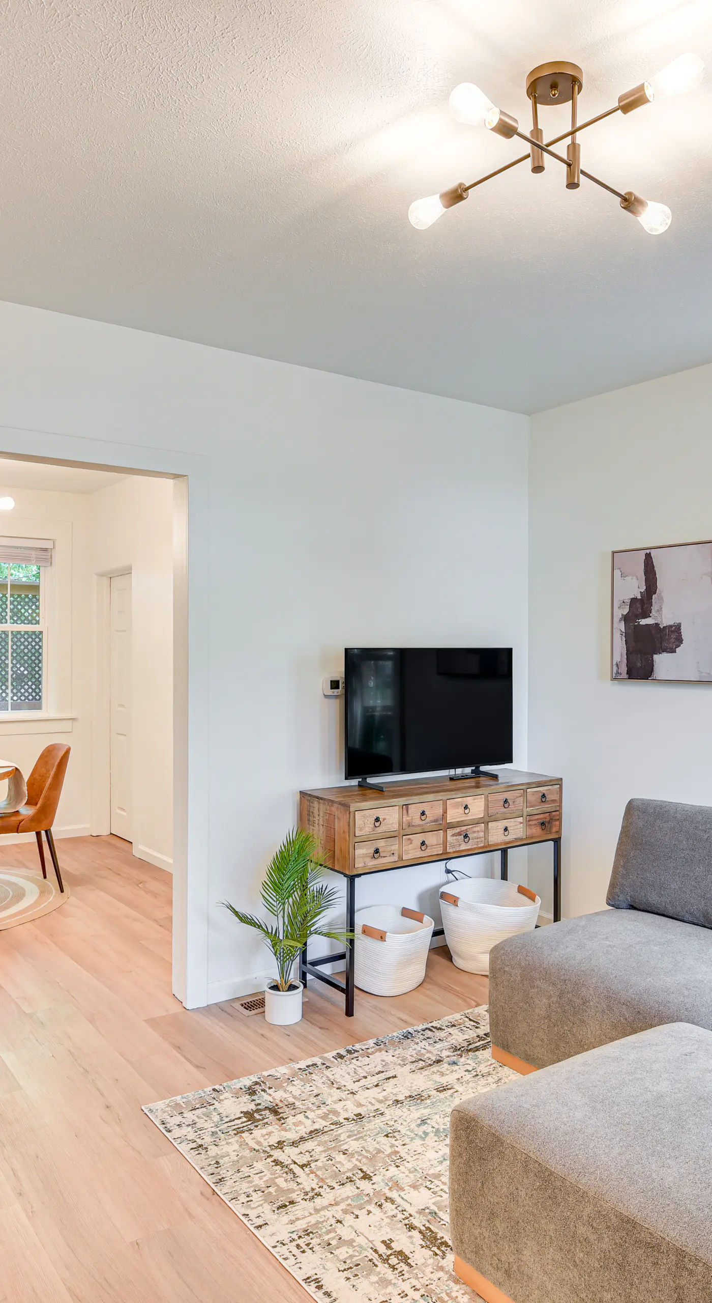 2 MI to Notre Dame: Dog-Friendly Home w/ yard!