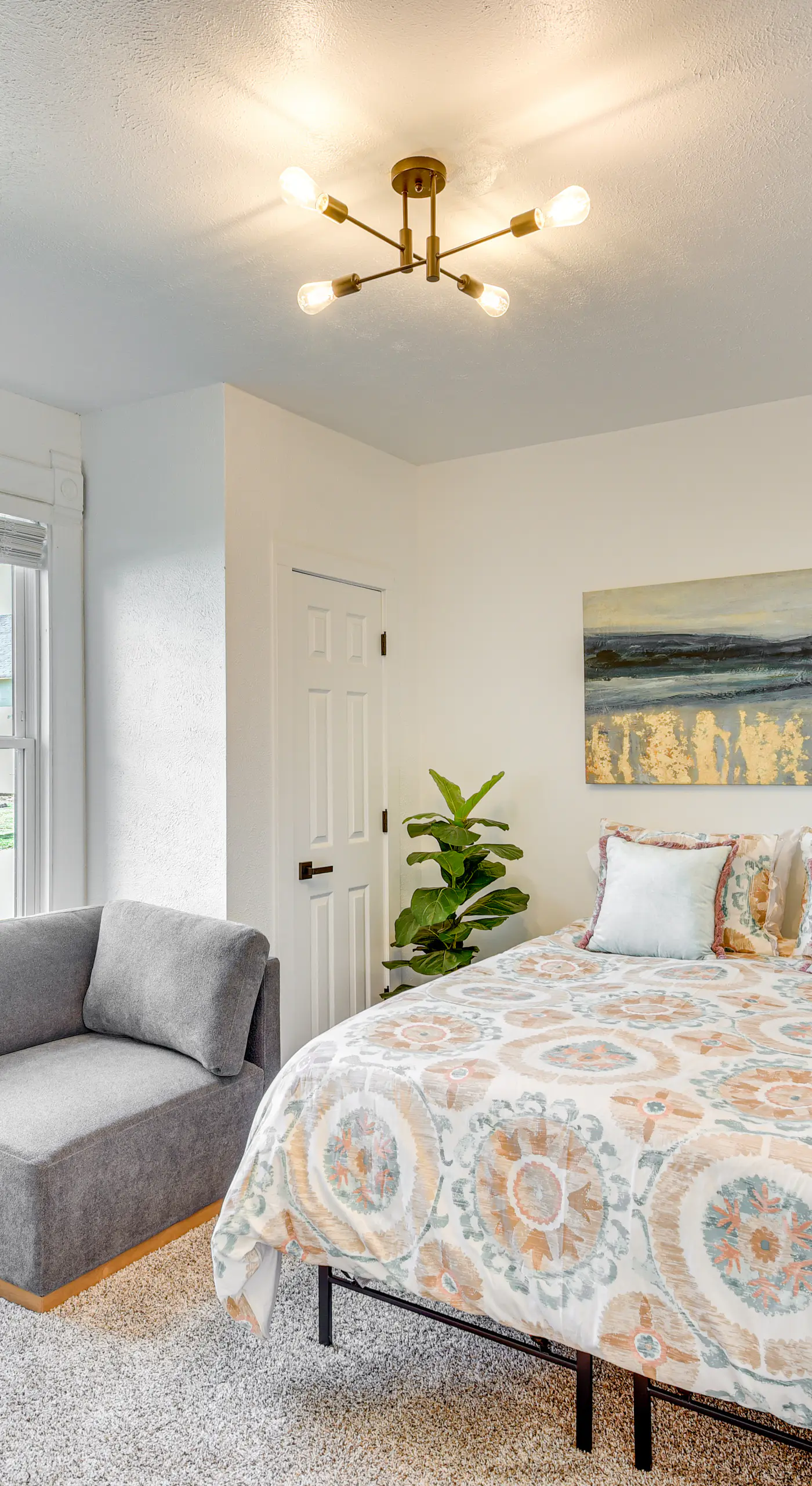 2 MI to Notre Dame: Dog-Friendly Home w/ yard!