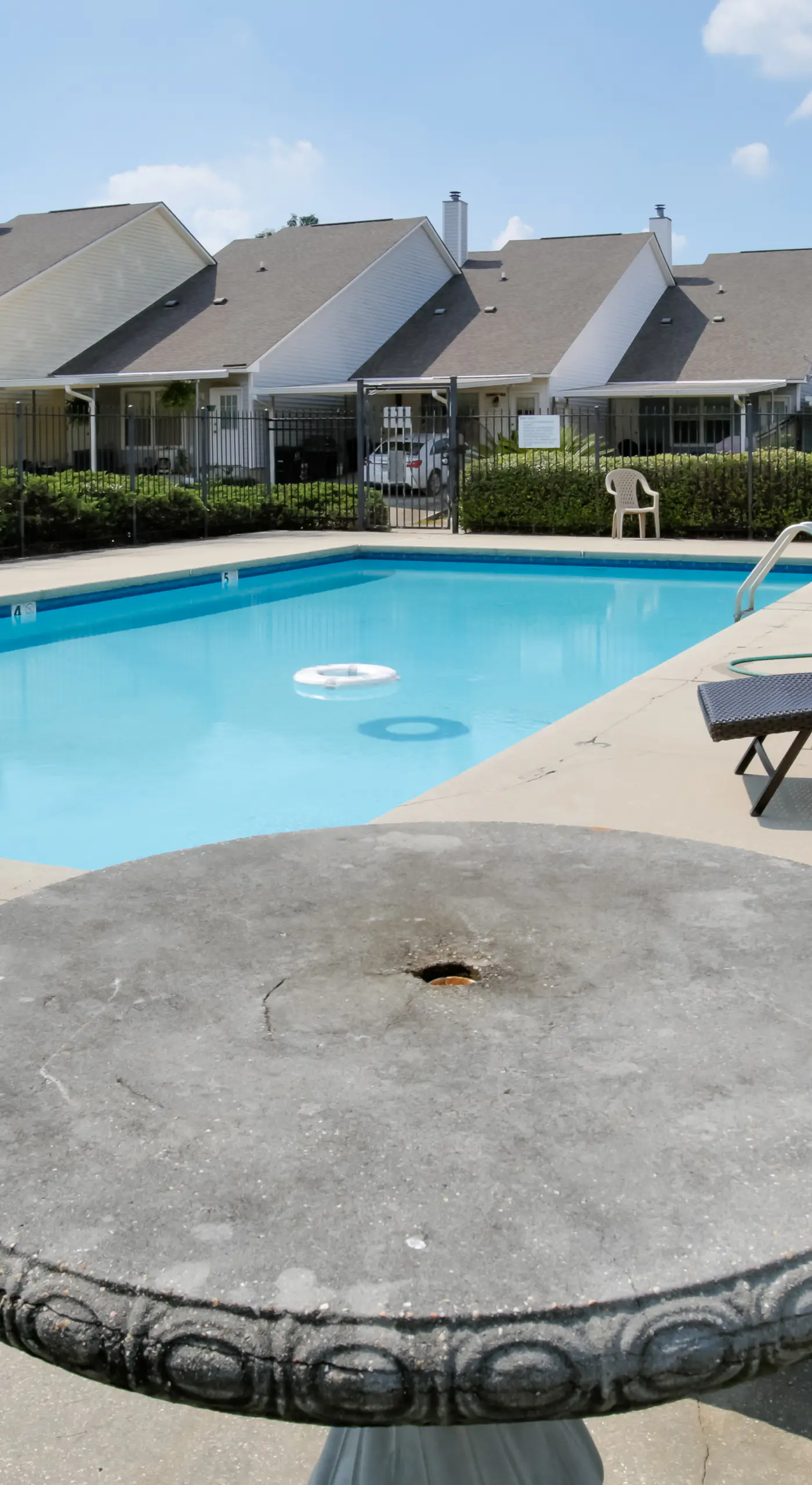 Baton Rouge Townhome w/ Pool Access - 7 Mi to LSU!