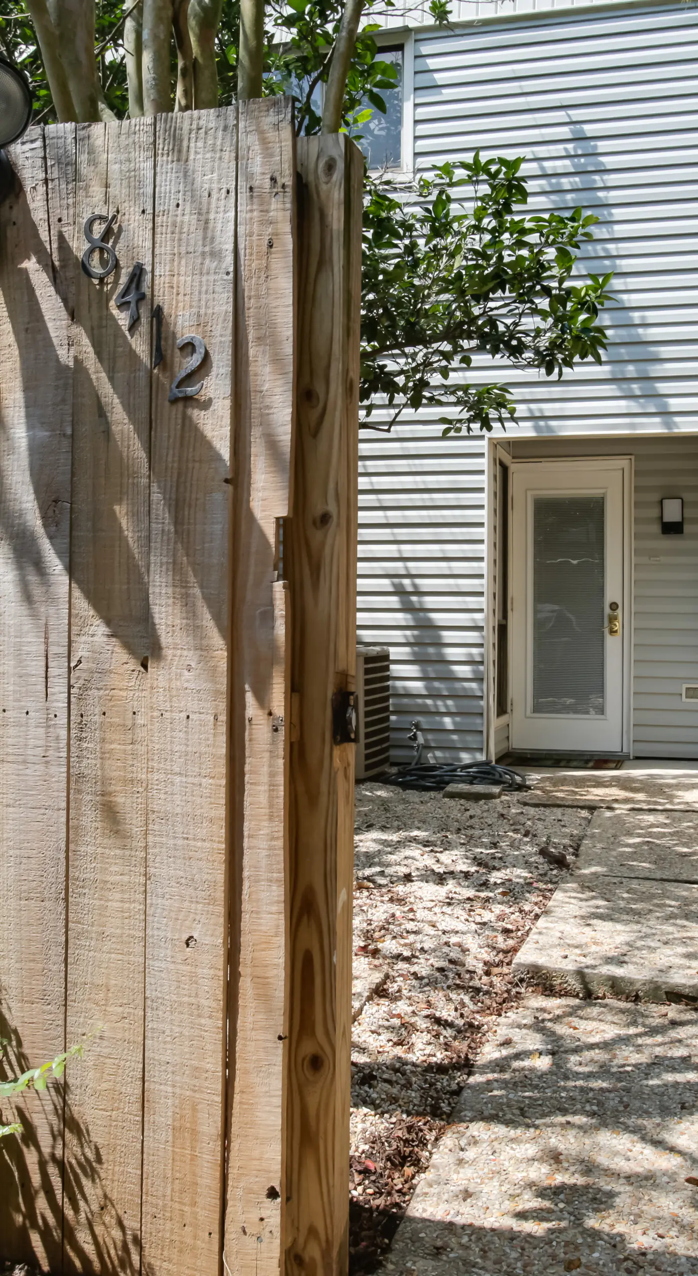Baton Rouge Townhome w/ Pool Access - 7 Mi to LSU!