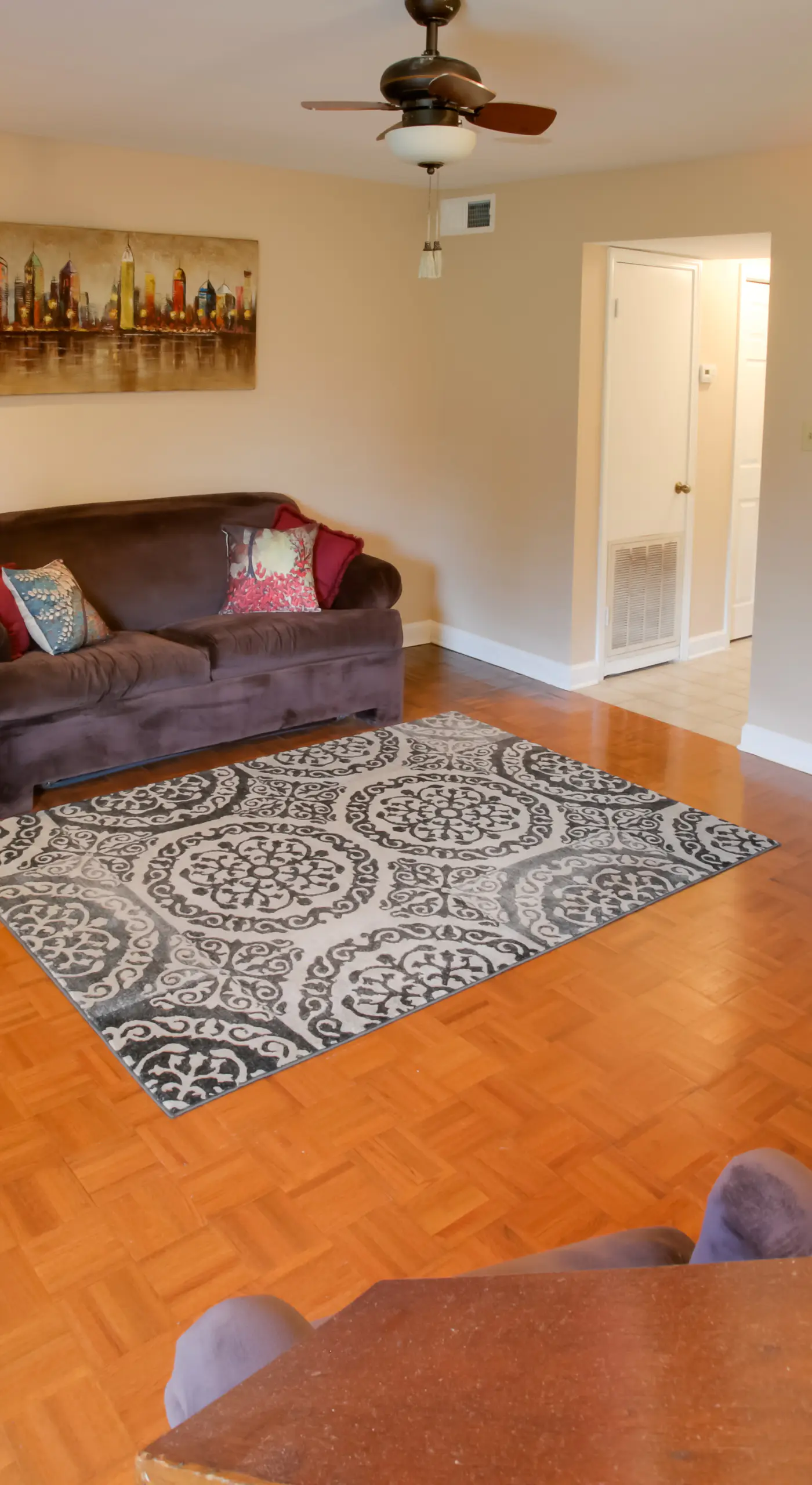 Baton Rouge Townhome w/ Pool Access - 7 Mi to LSU!