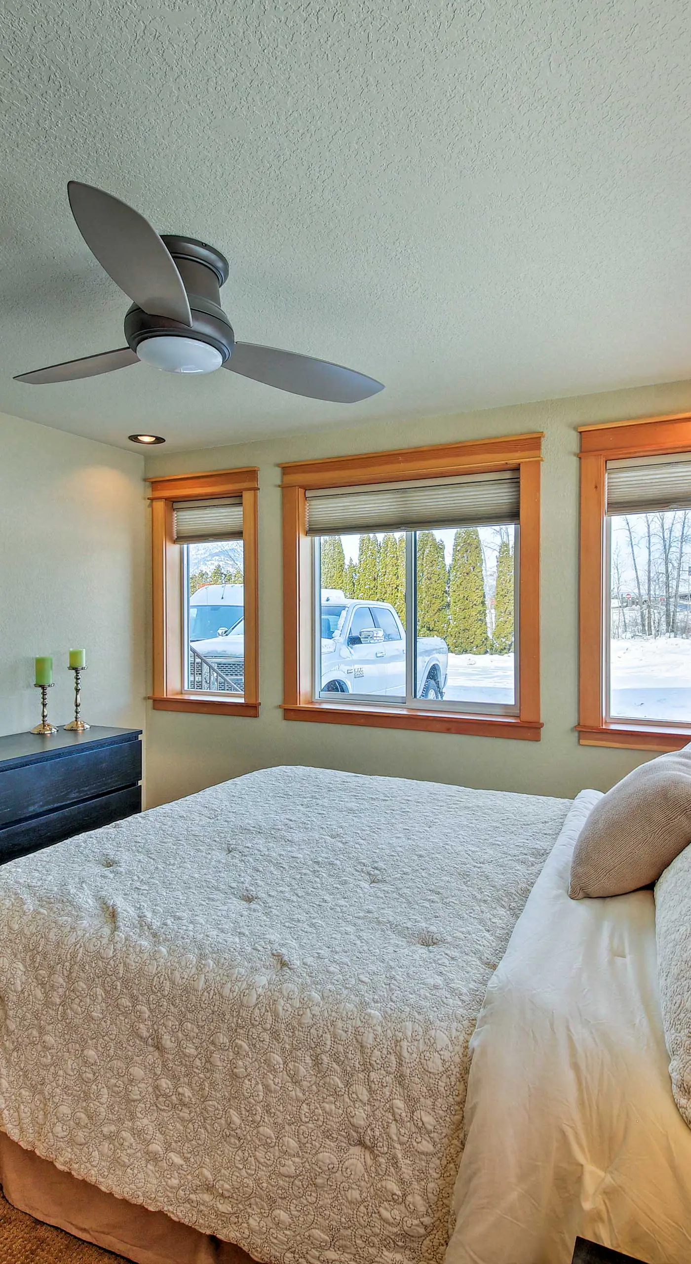 Lake Pend Oreille Condo w/ Porch & Mountain View!