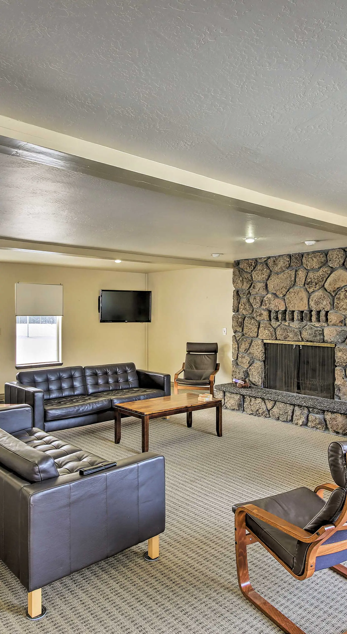 Lake Pend Oreille Condo w/ Porch & Mountain View!