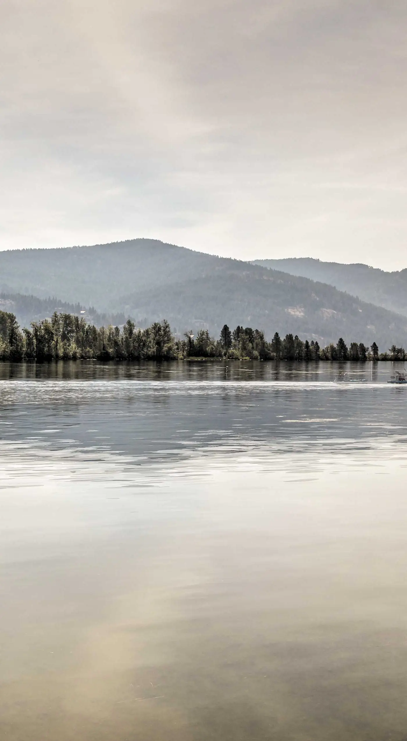 Lake Pend Oreille Condo w/ Porch & Mountain View!