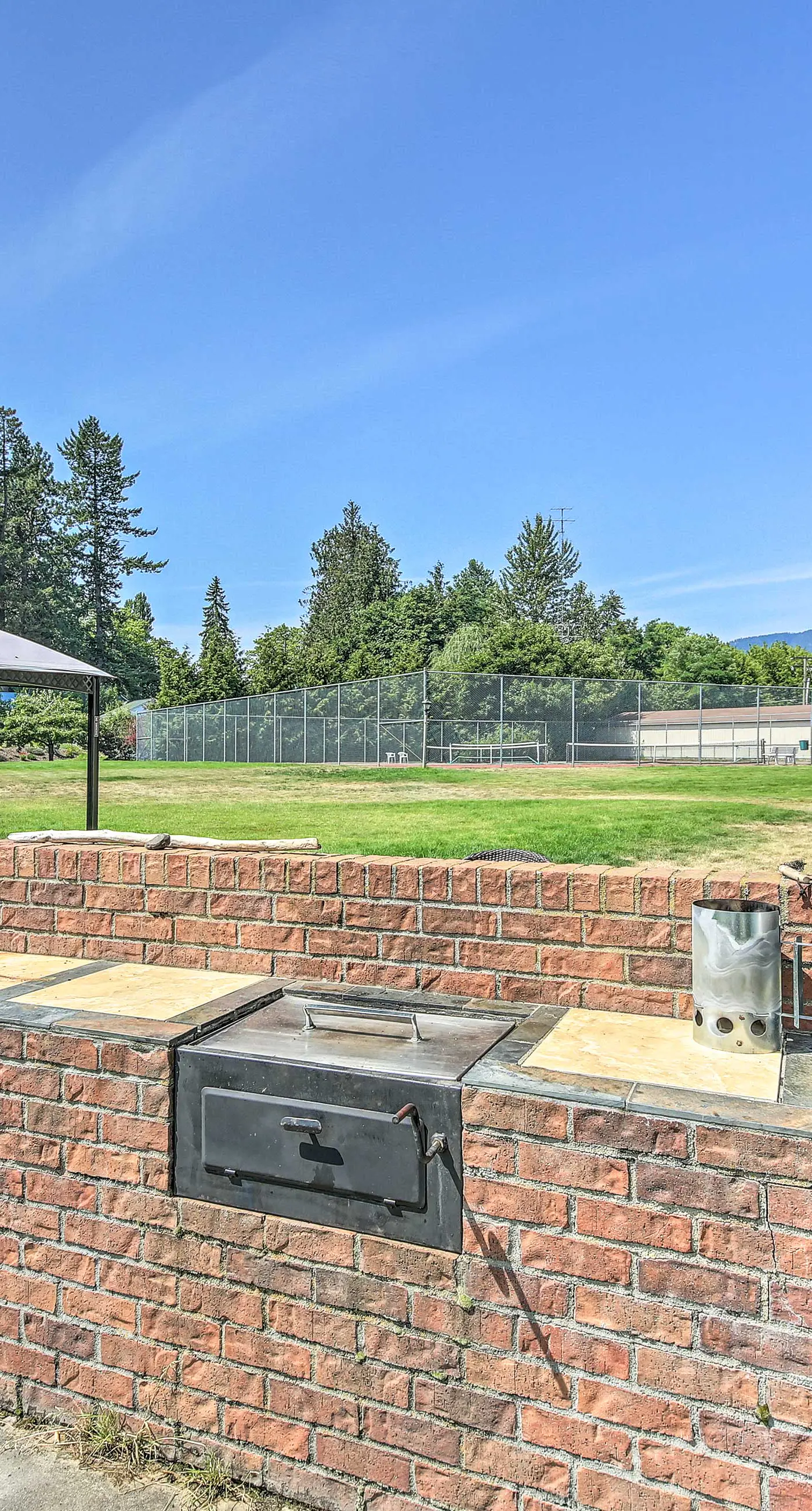 Seasonal Pool & Marina! Condo on Lake Pend Oreille