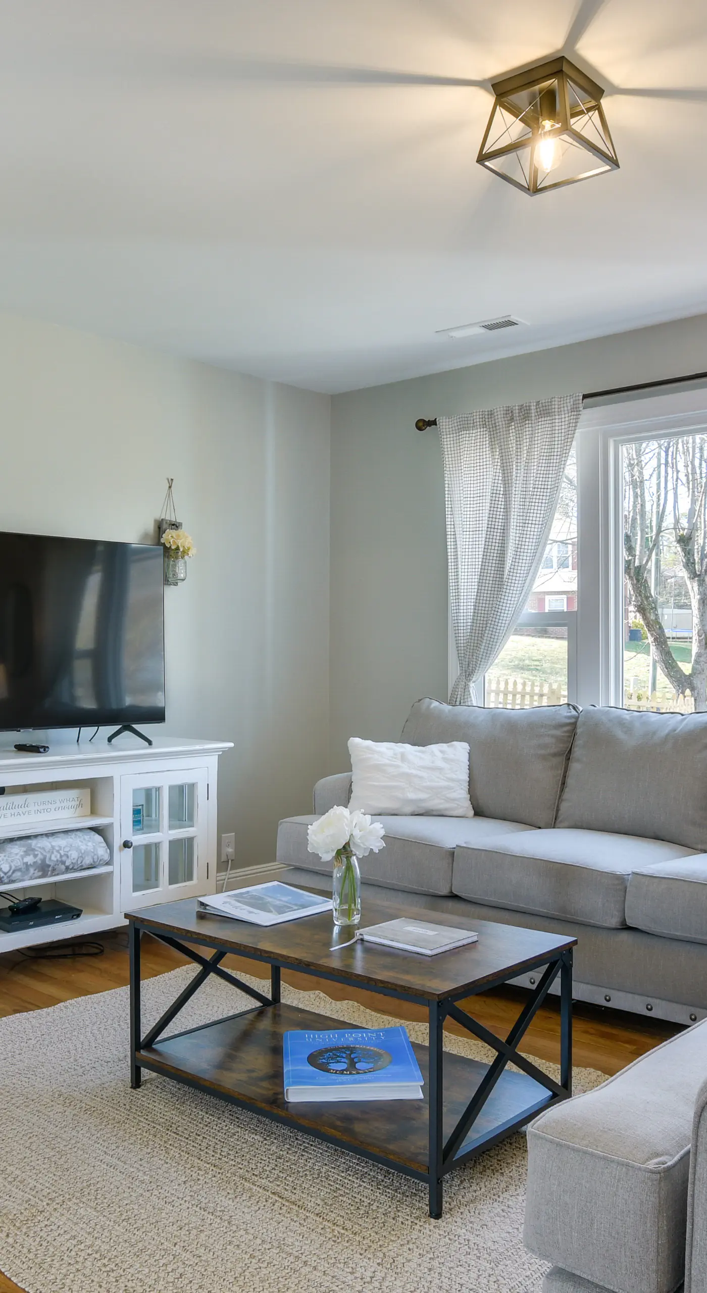 Sunny Family Home, 3 Mi to High Point Market!