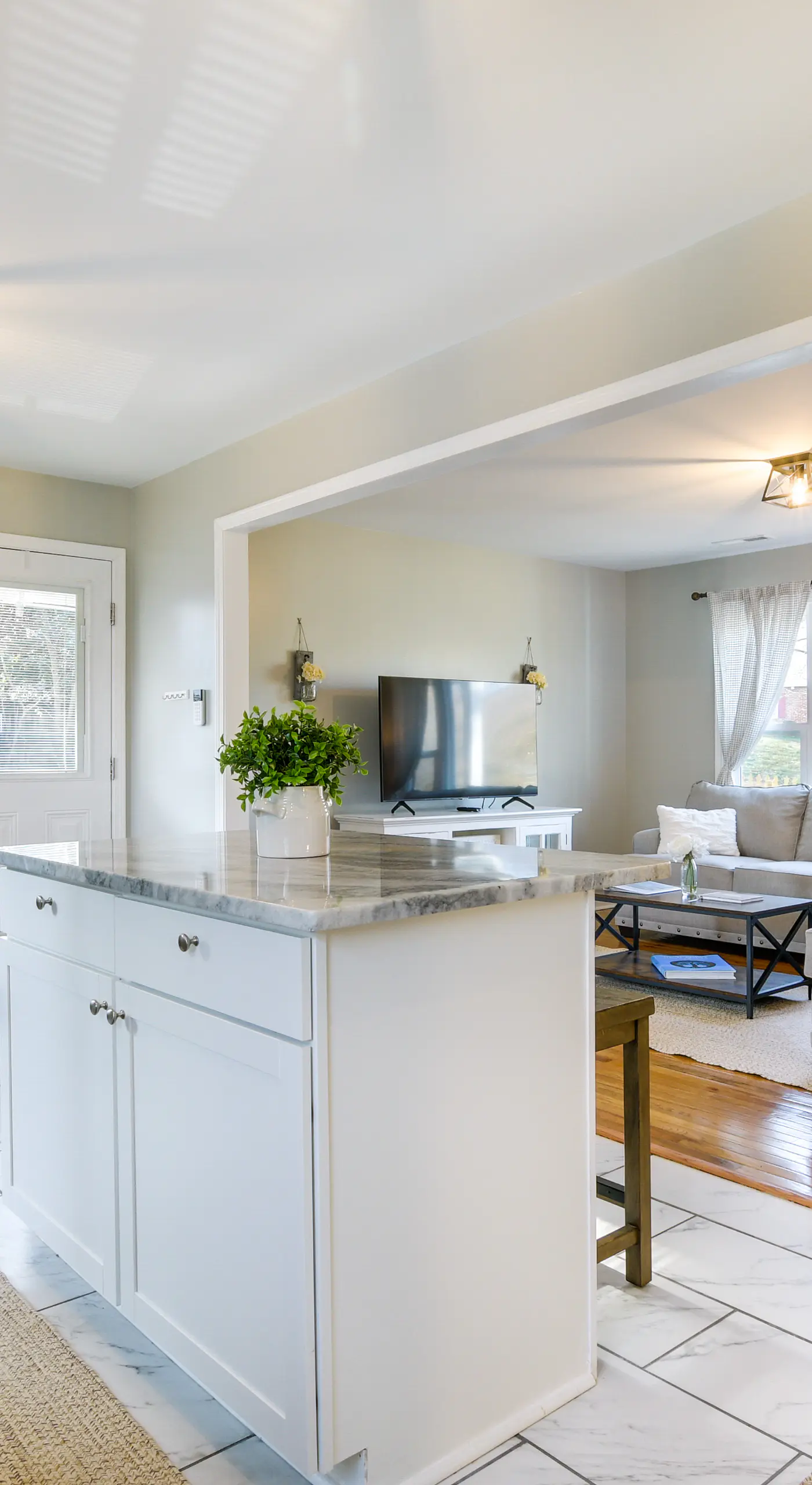 Sunny Family Home, 3 Mi to High Point Market!