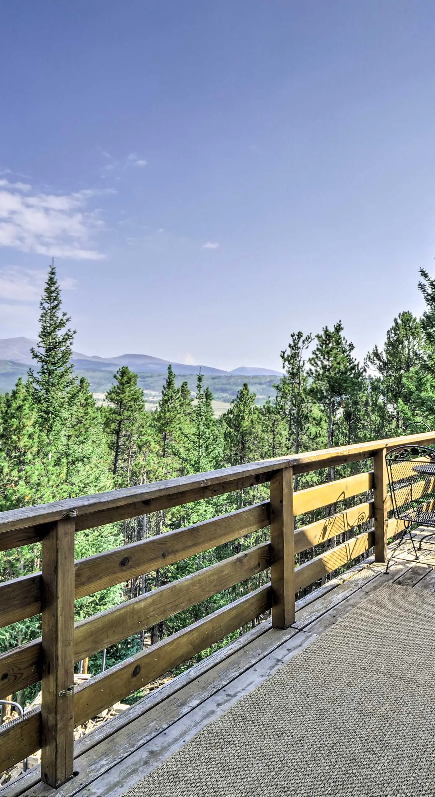 Secluded Fairplay Home w/ Hot Tub & Mountain Views