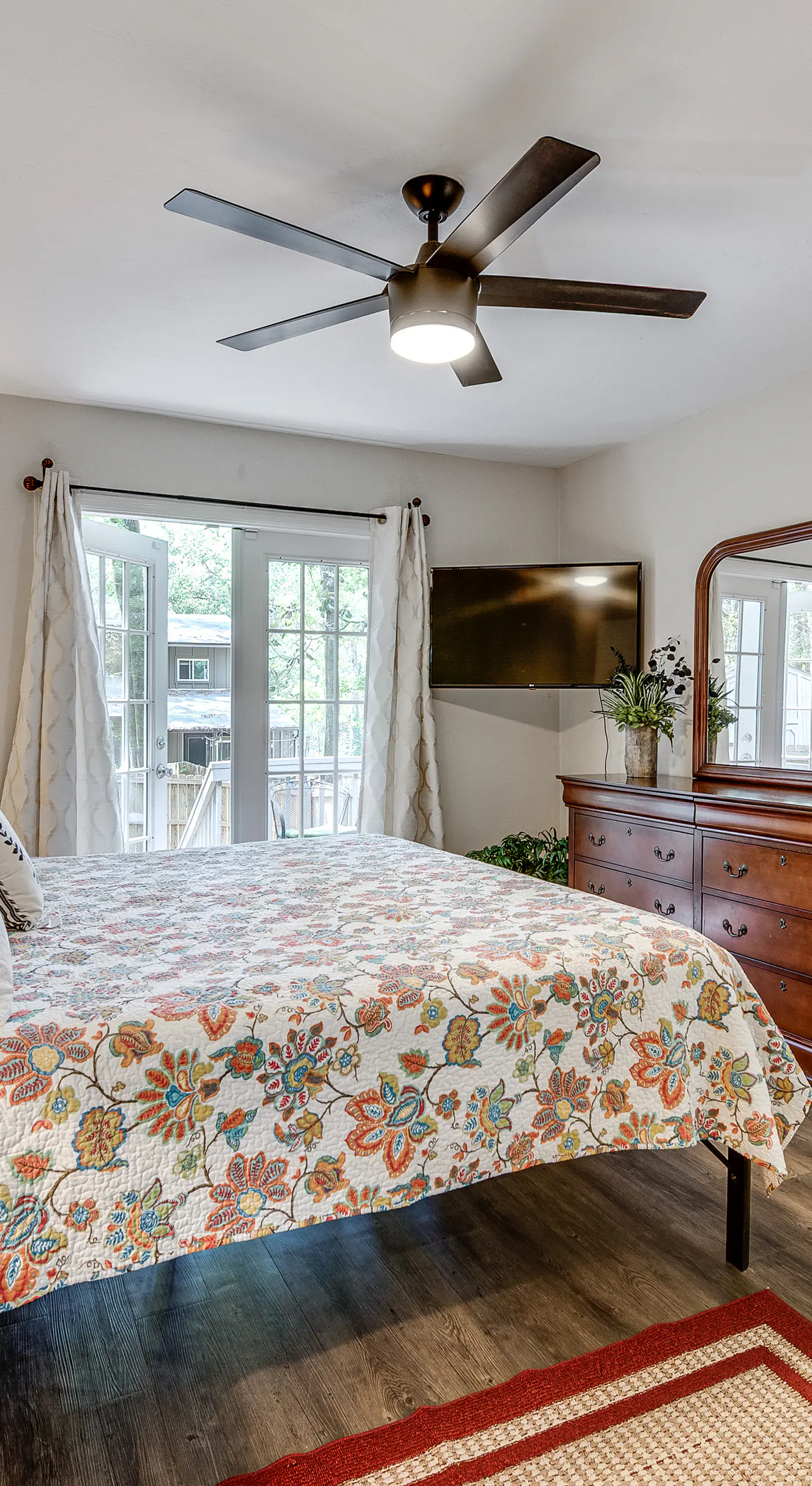 Charming Tallahassee Townhouse ~ 3 Mi to FSU!