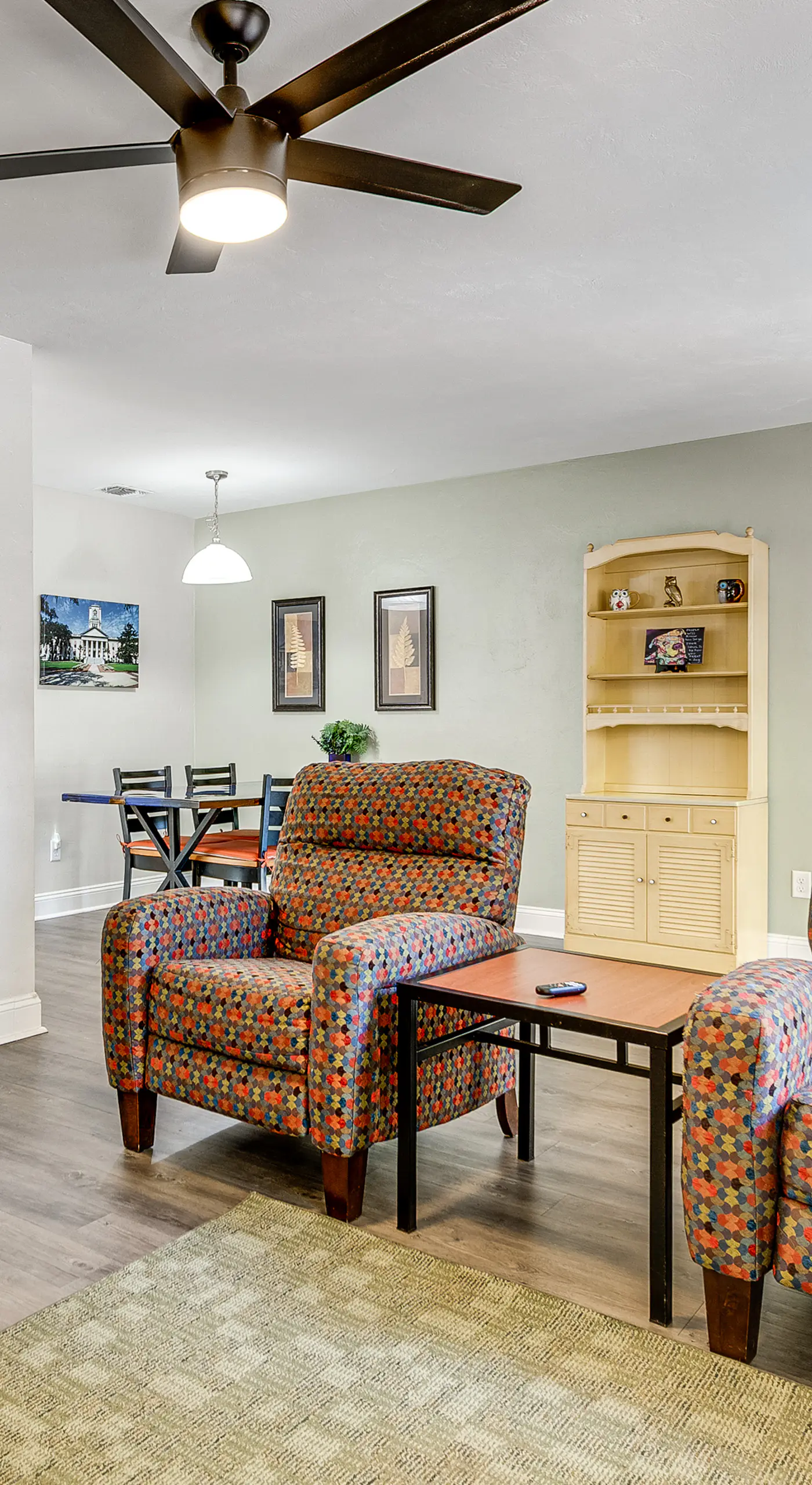 Charming Tallahassee Townhouse ~ 3 Mi to FSU!