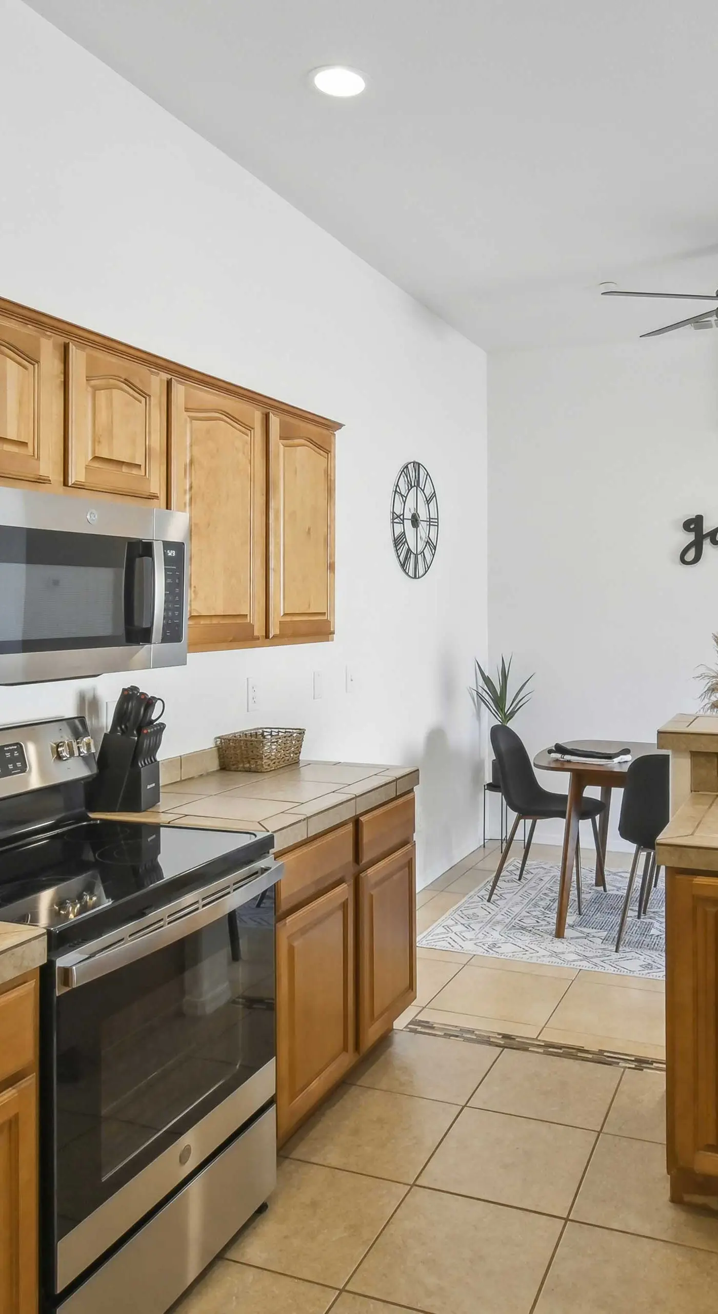 1 Mi to Lake: Airy Home w/ Patio in Lake Havasu!