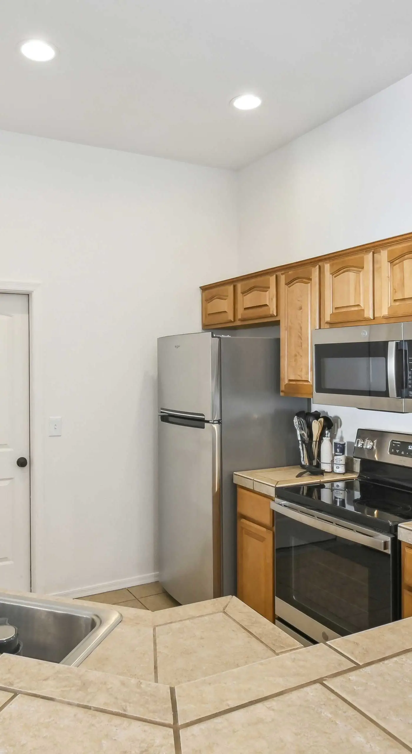 1 Mi to Lake: Airy Home w/ Patio in Lake Havasu!