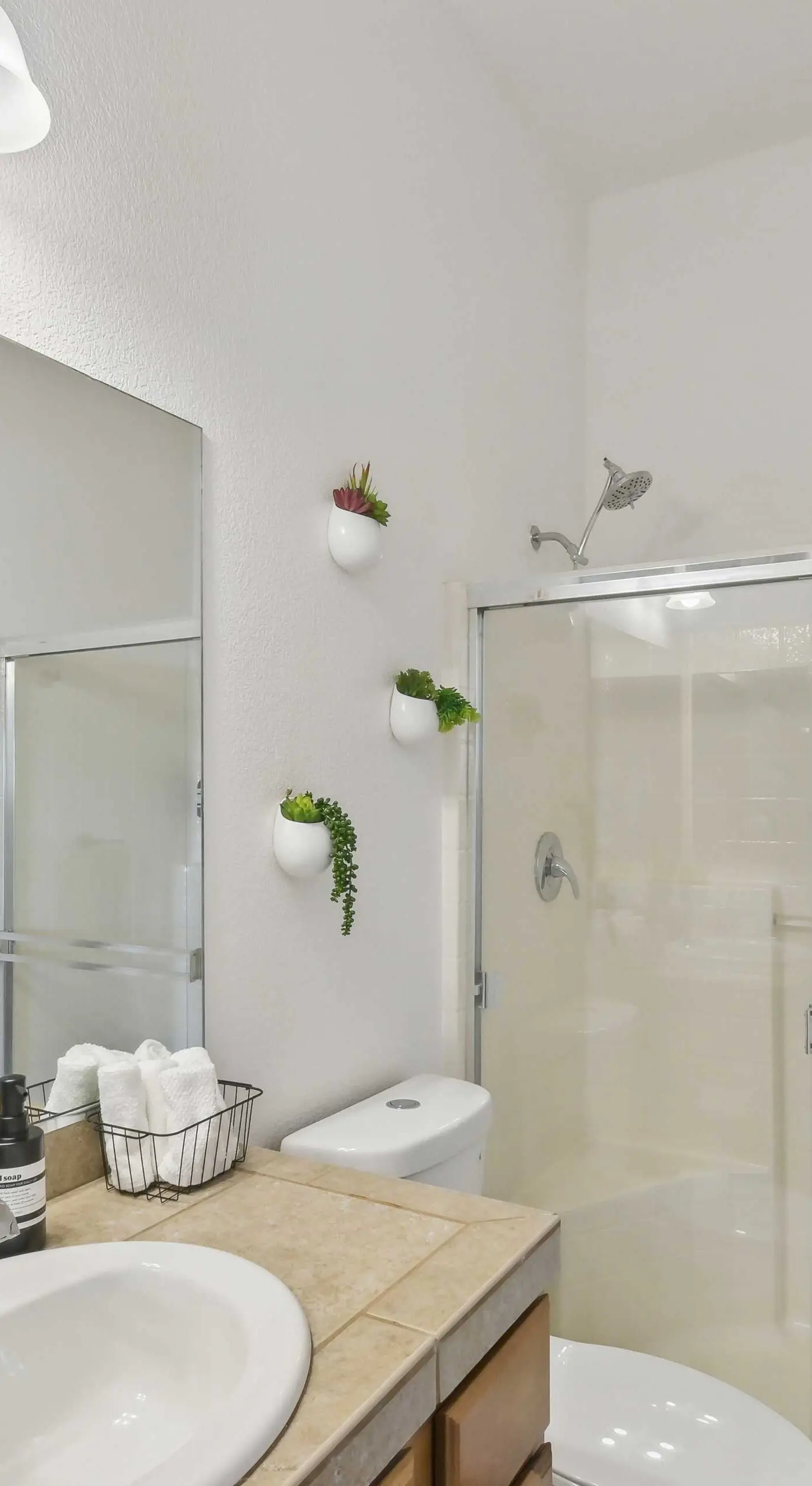 1 Mi to Lake: Airy Home w/ Patio in Lake Havasu!