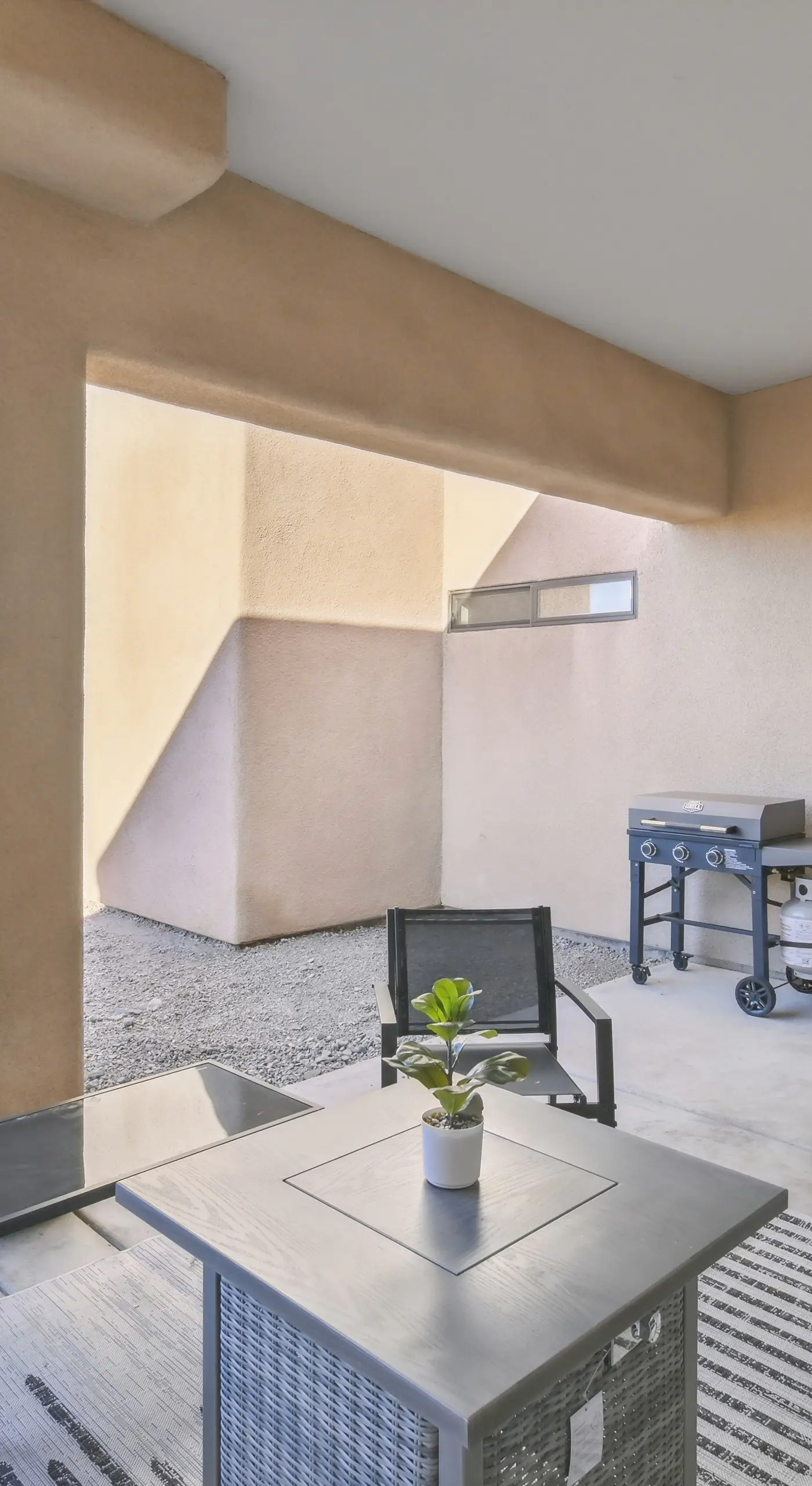 1 Mi to Lake: Airy Home w/ Patio in Lake Havasu!