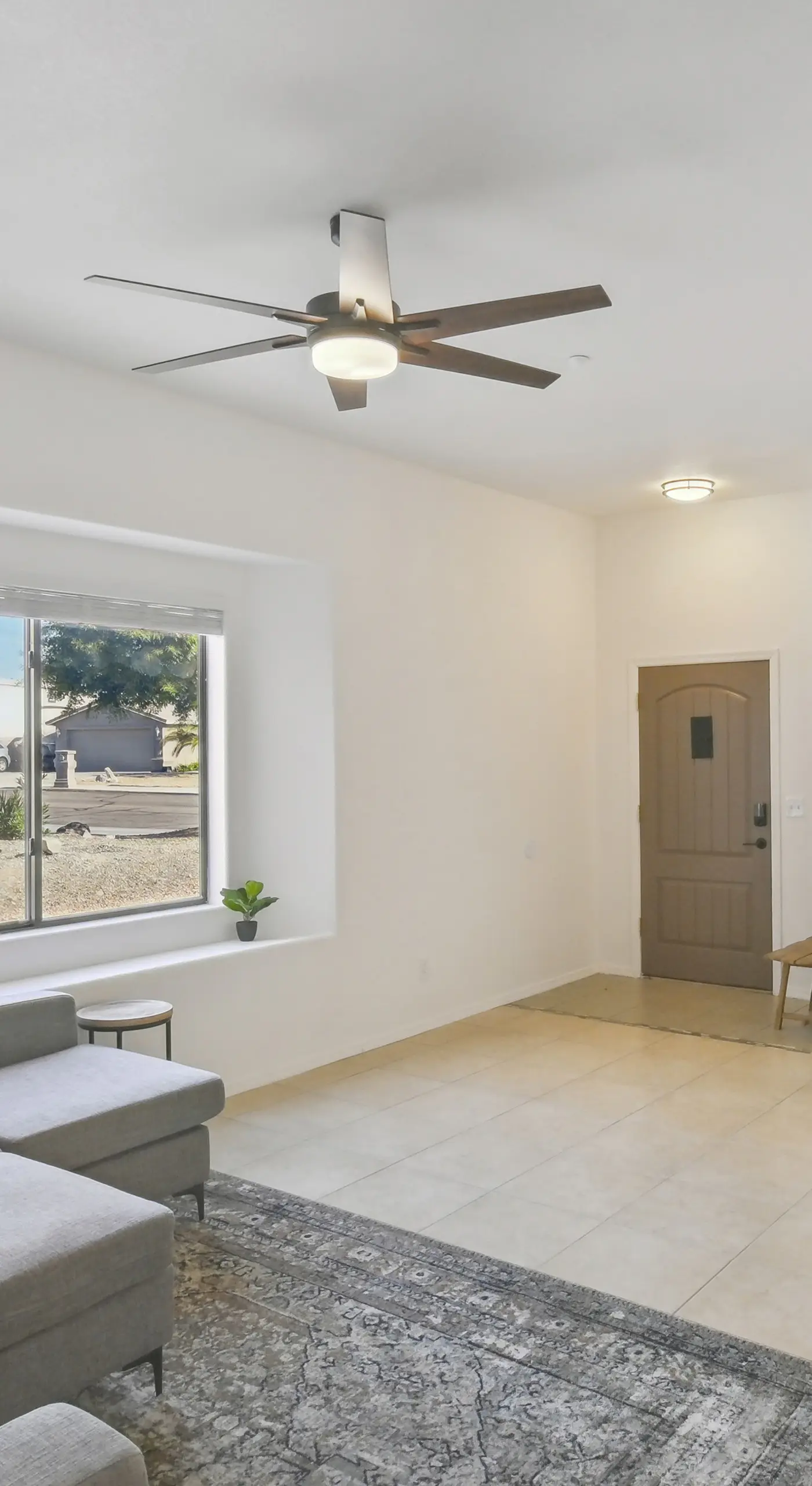 1 Mi to Lake: Airy Home w/ Patio in Lake Havasu!
