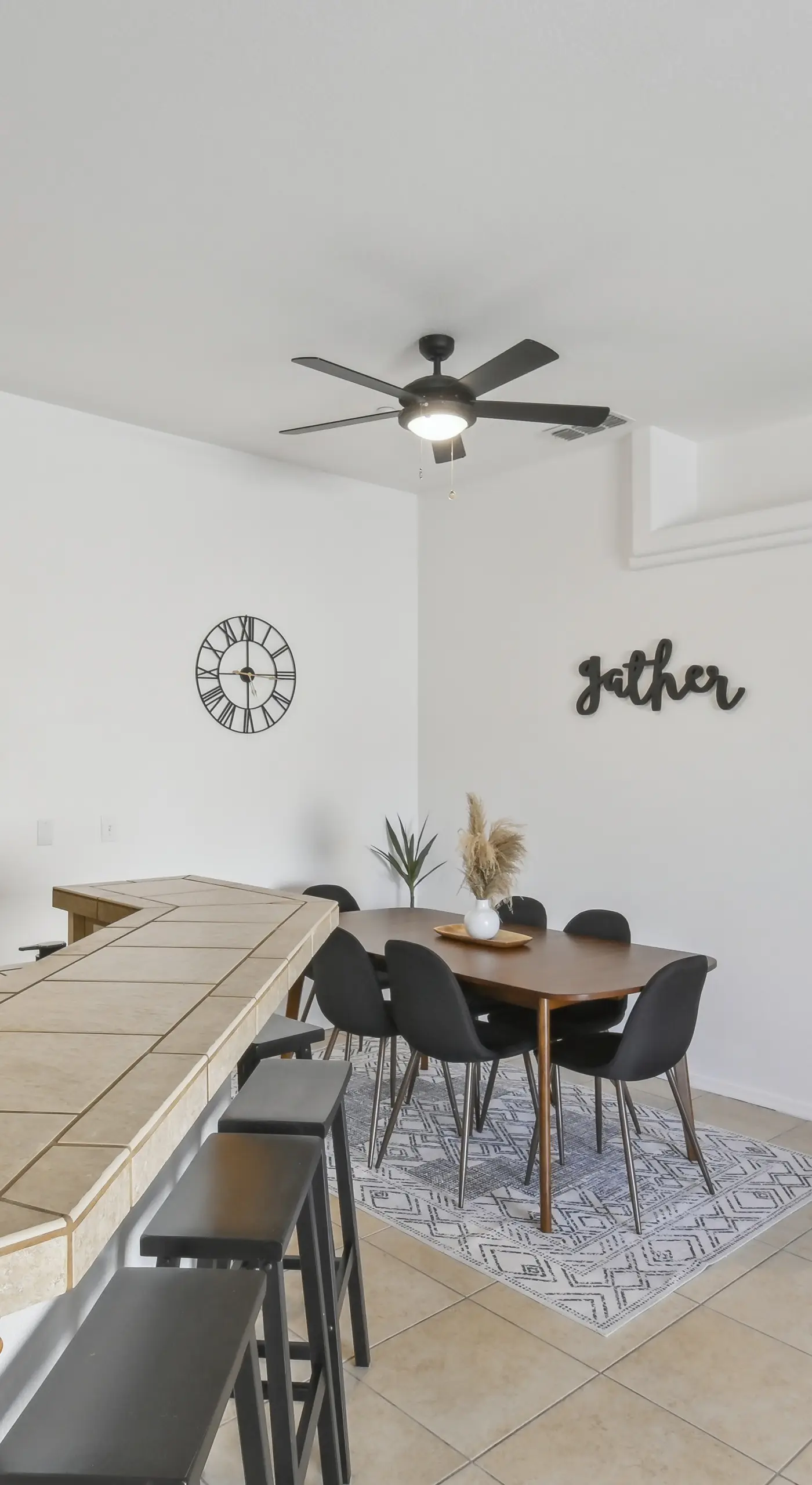 1 Mi to Lake: Airy Home w/ Patio in Lake Havasu!