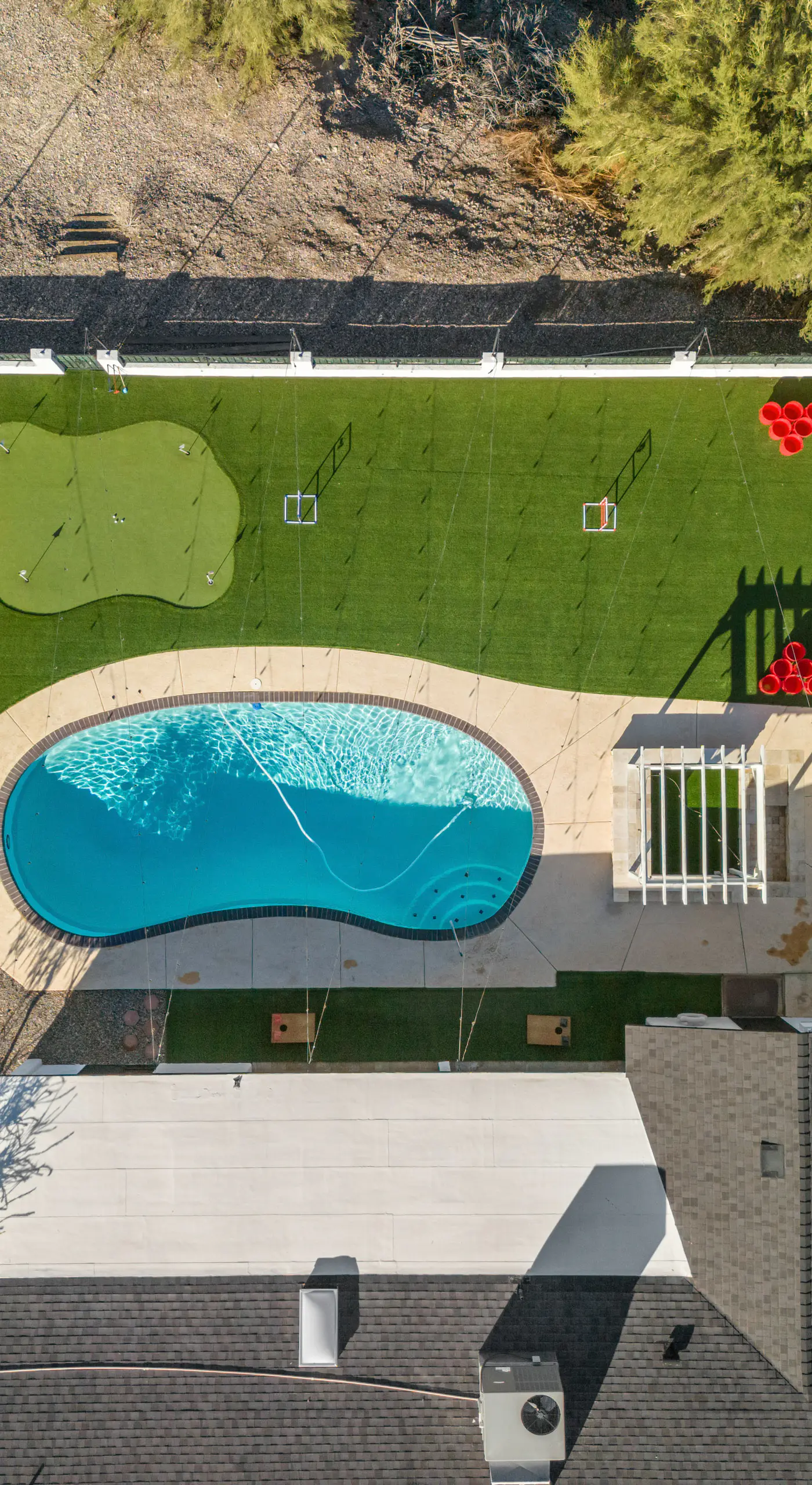 2 Mi to Lake Havasu: Group Oasis w/ Views + Games