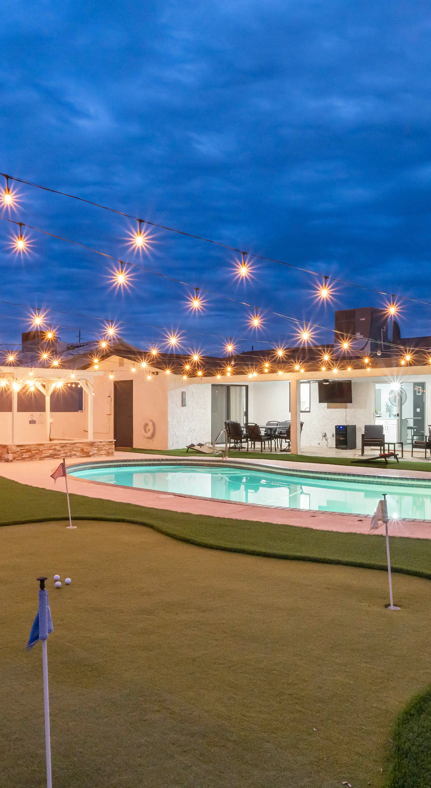 2 Mi to Lake Havasu: Group Oasis w/ Views + Games
