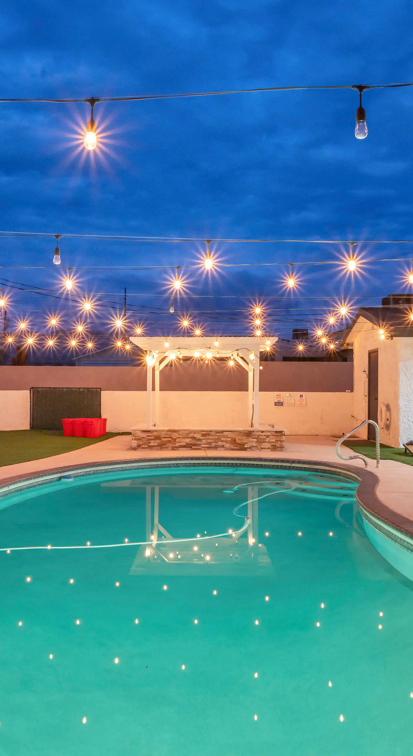 2 Mi to Lake Havasu: Group Oasis w/ Views + Games
