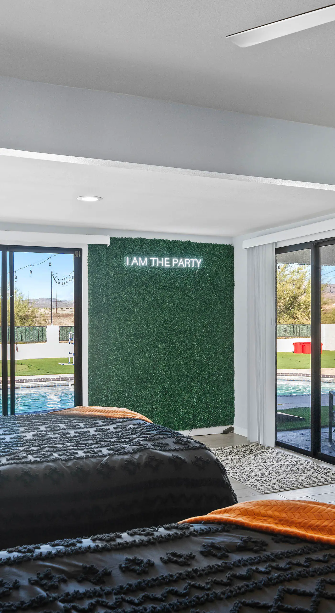 2 Mi to Lake Havasu: Group Oasis w/ Views + Games
