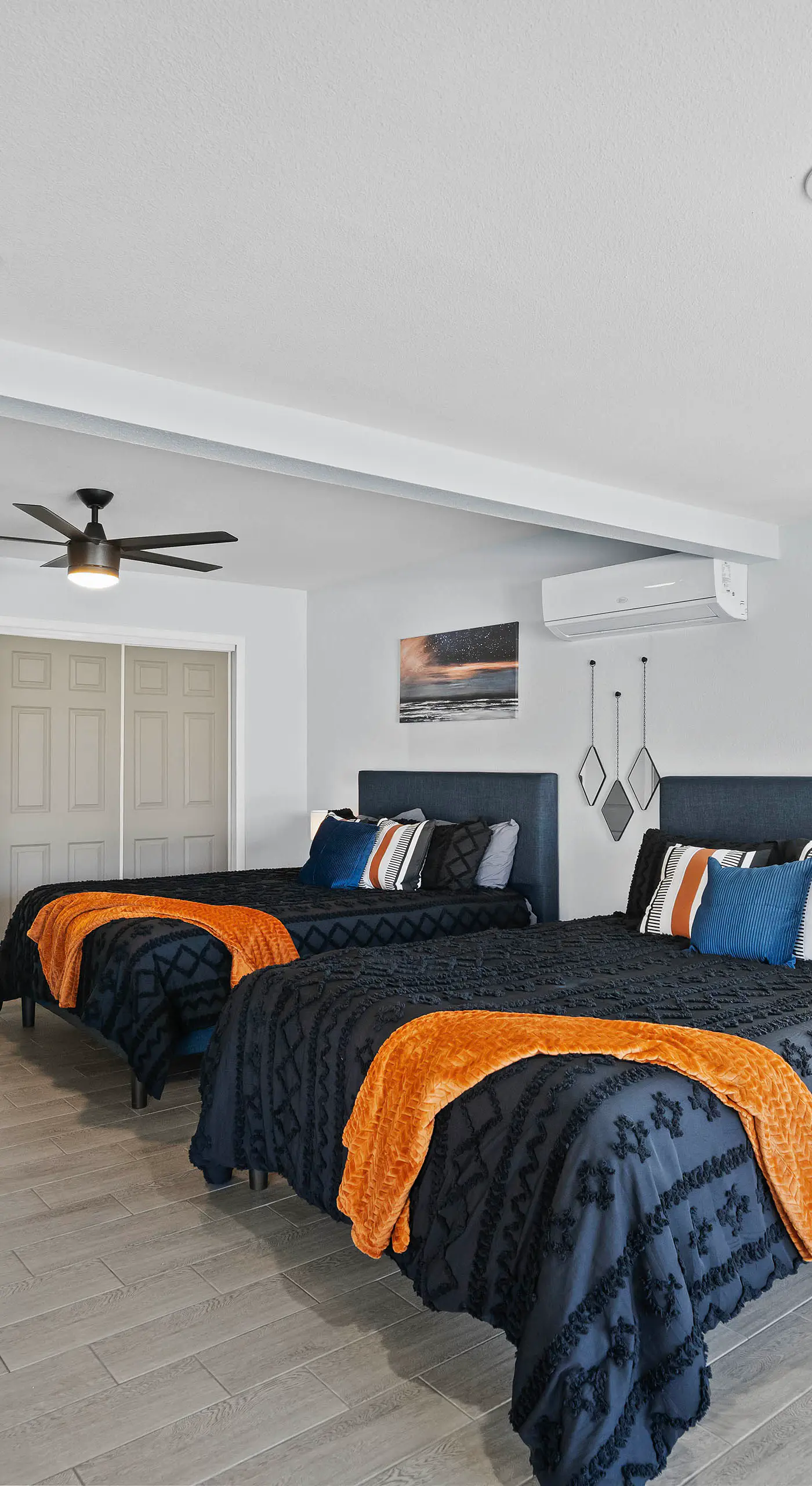 2 Mi to Lake Havasu: Group Oasis w/ Views + Games