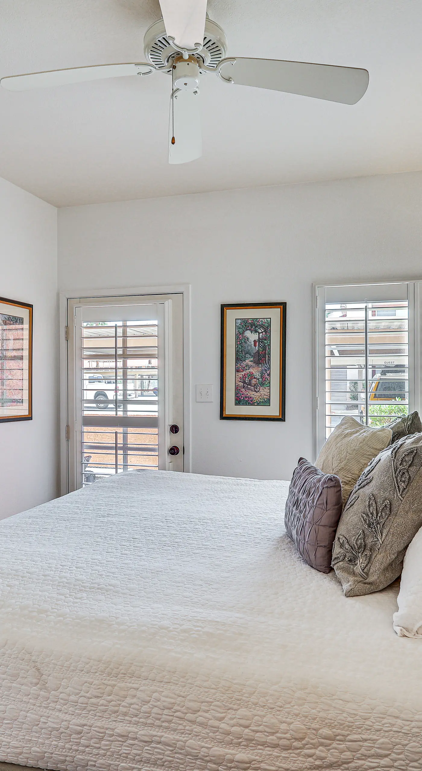 1 Mi to Beach: Lake Havasu City Condo w/ Balcony