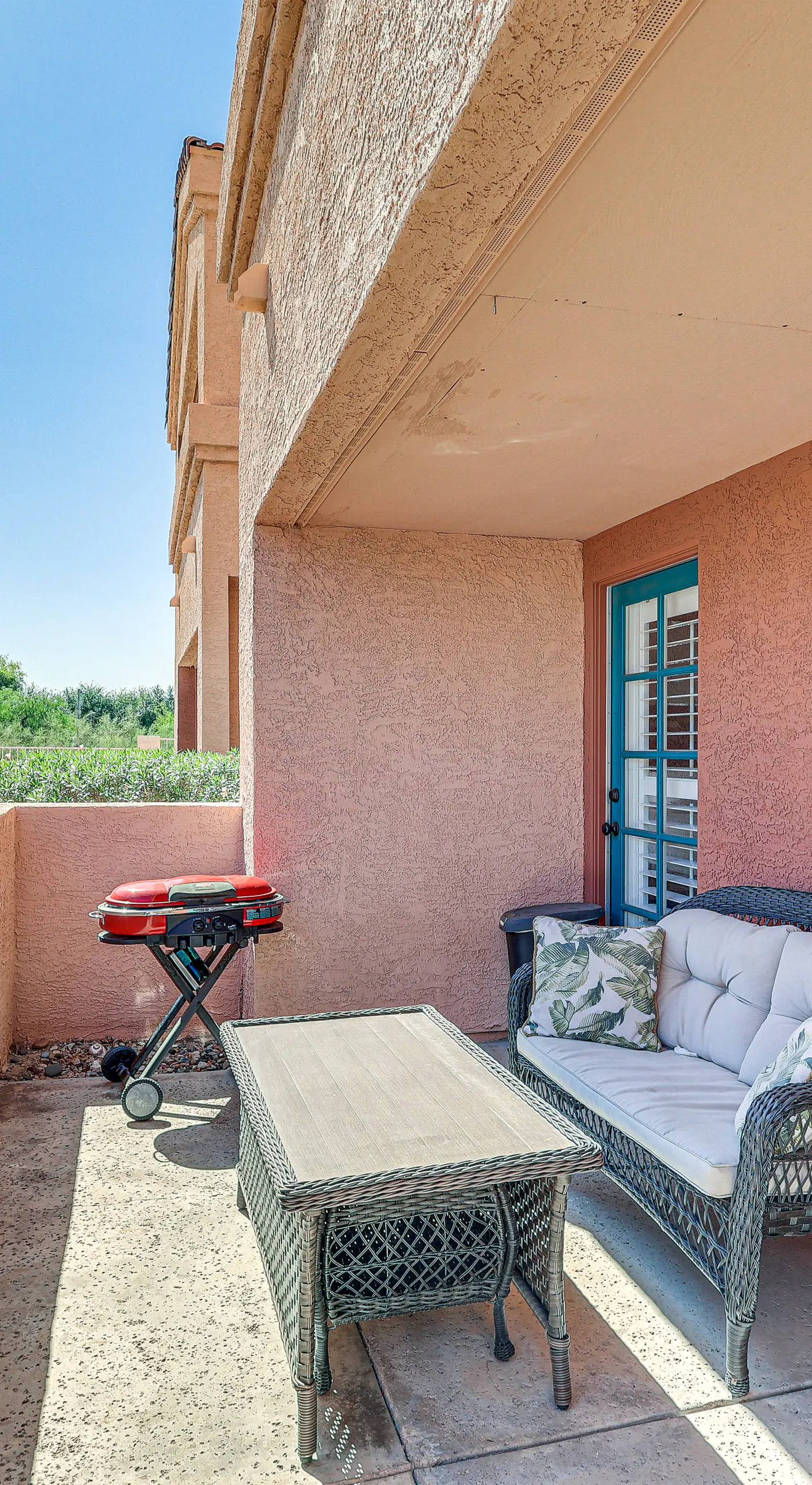 1 Mi to Beach: Lake Havasu City Condo w/ Balcony