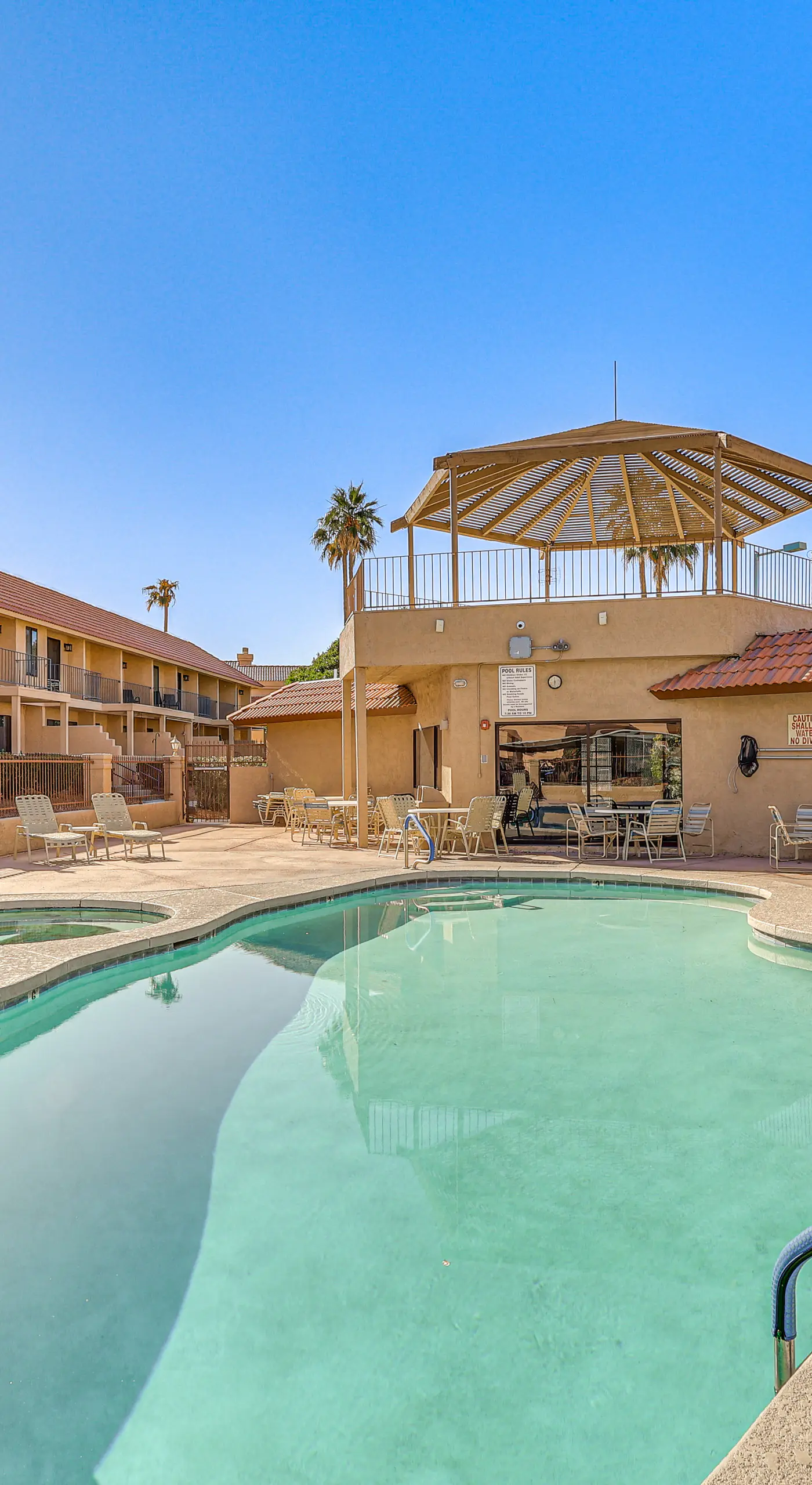 1 Mi to Beach: Lake Havasu City Condo w/ Balcony