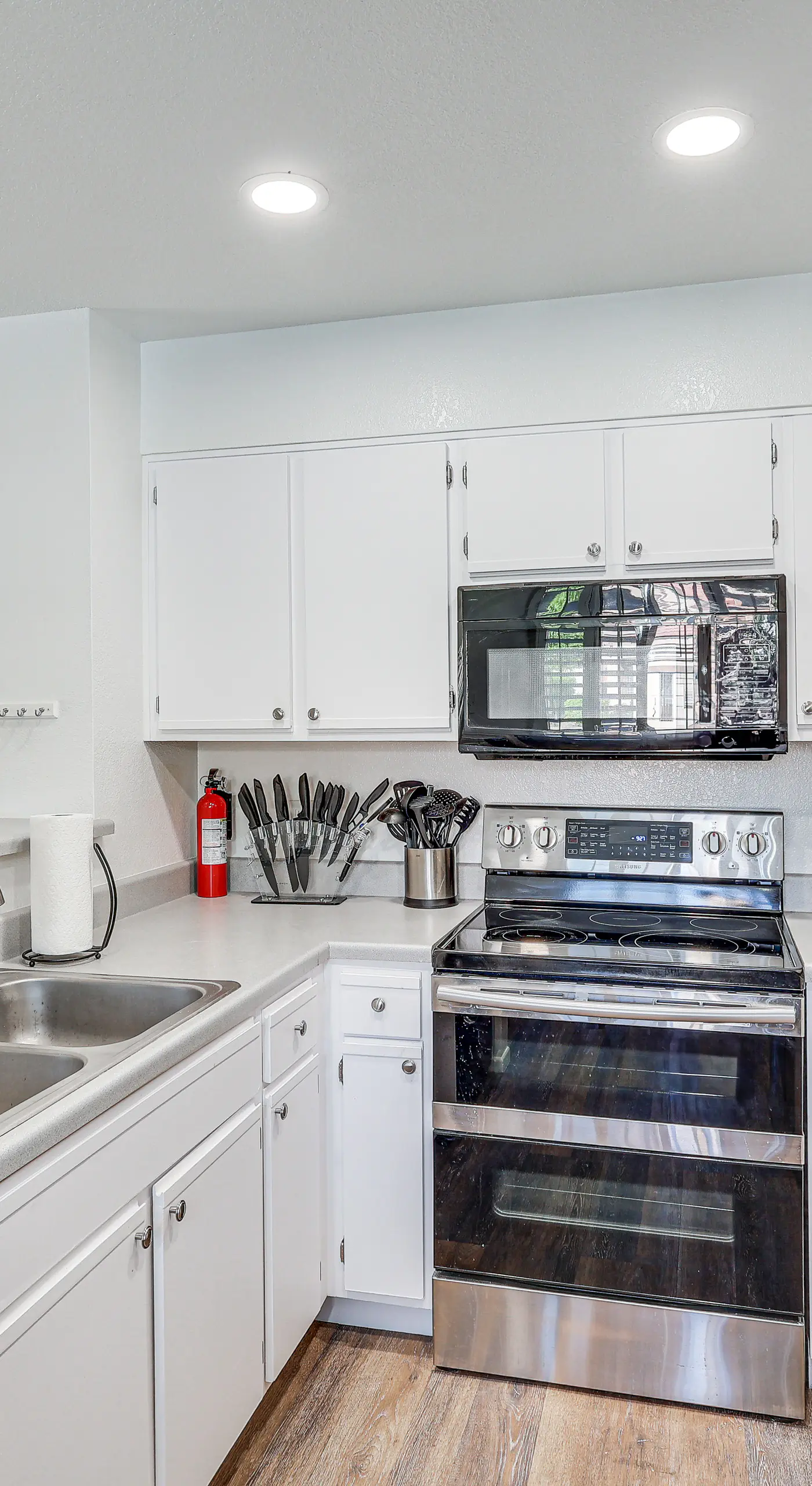 1 Mi to Beach: Lake Havasu City Condo w/ Balcony