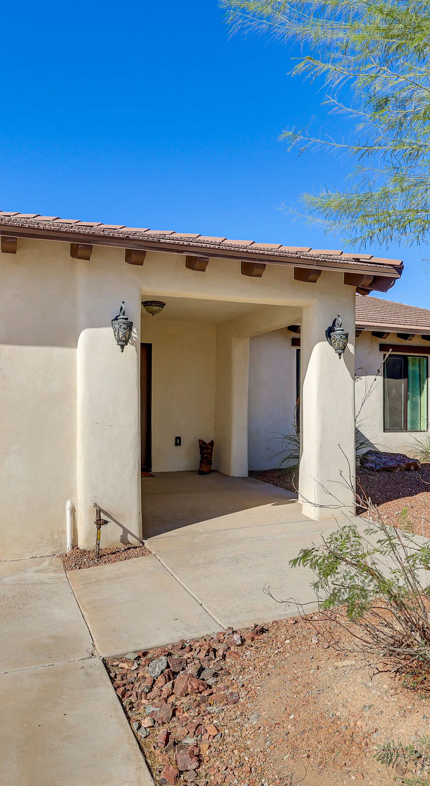 Enjoy Million-Dollar Views! Lake Havasu City Home