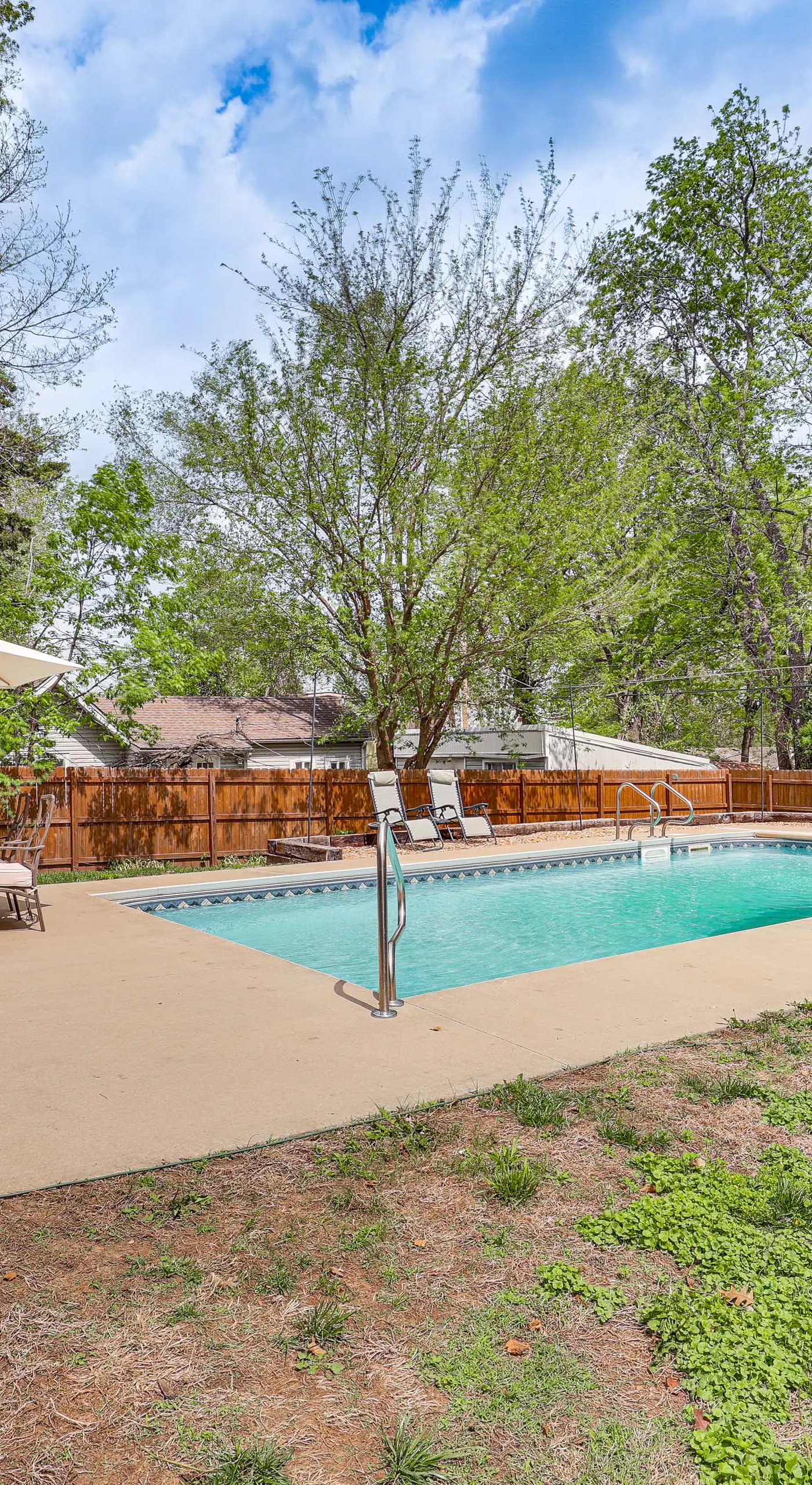 6 Mi to Kansas City Stadium! Home w/ Fenced Yard