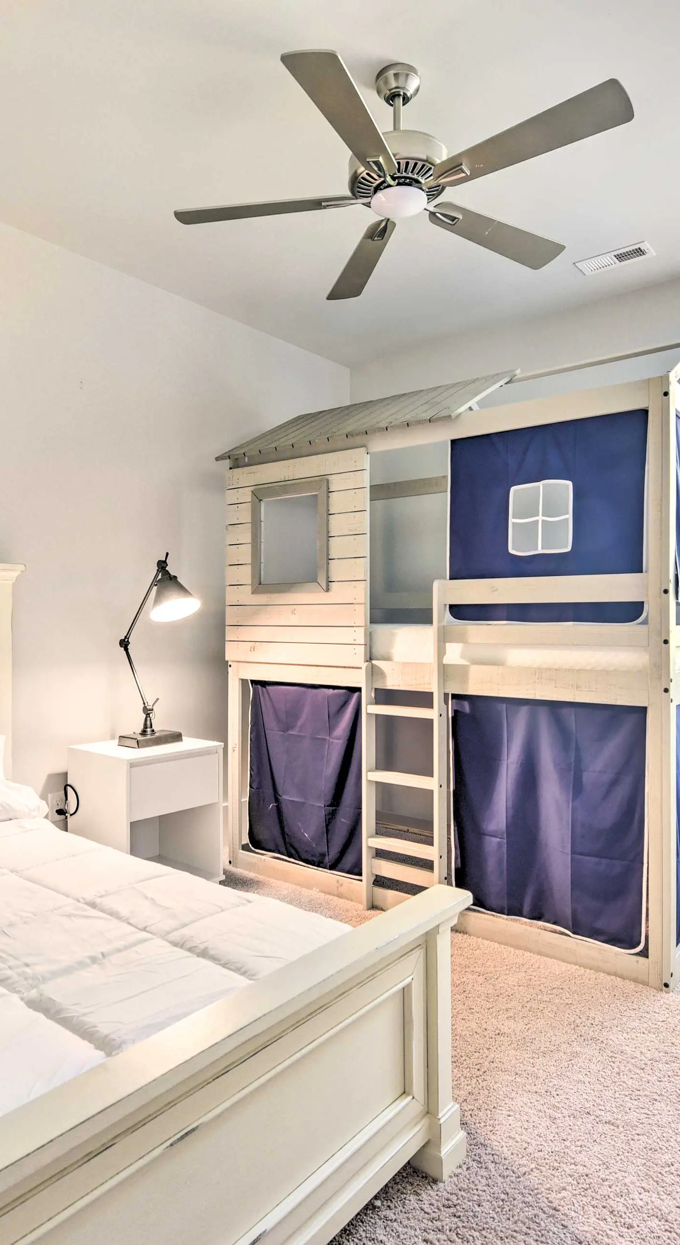 Modern Charlotte Home ~ 4 Mi to Downtown!