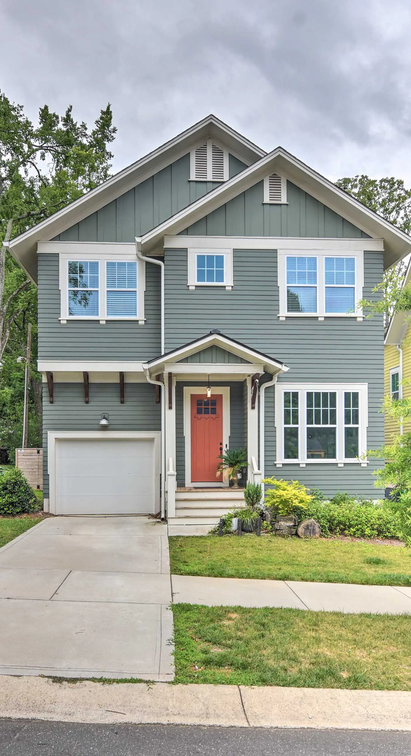 Modern Charlotte Home ~ 4 Mi to Downtown!