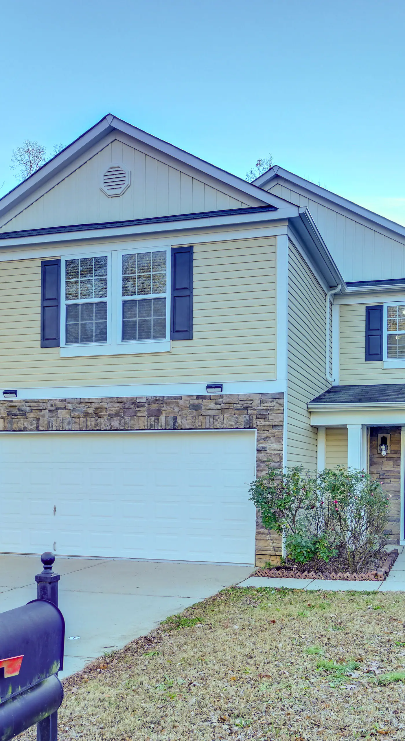 Pet-Friendly Home Just Outside Downtown Charlotte!